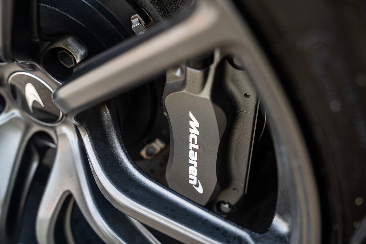 McLaren 570S view 42