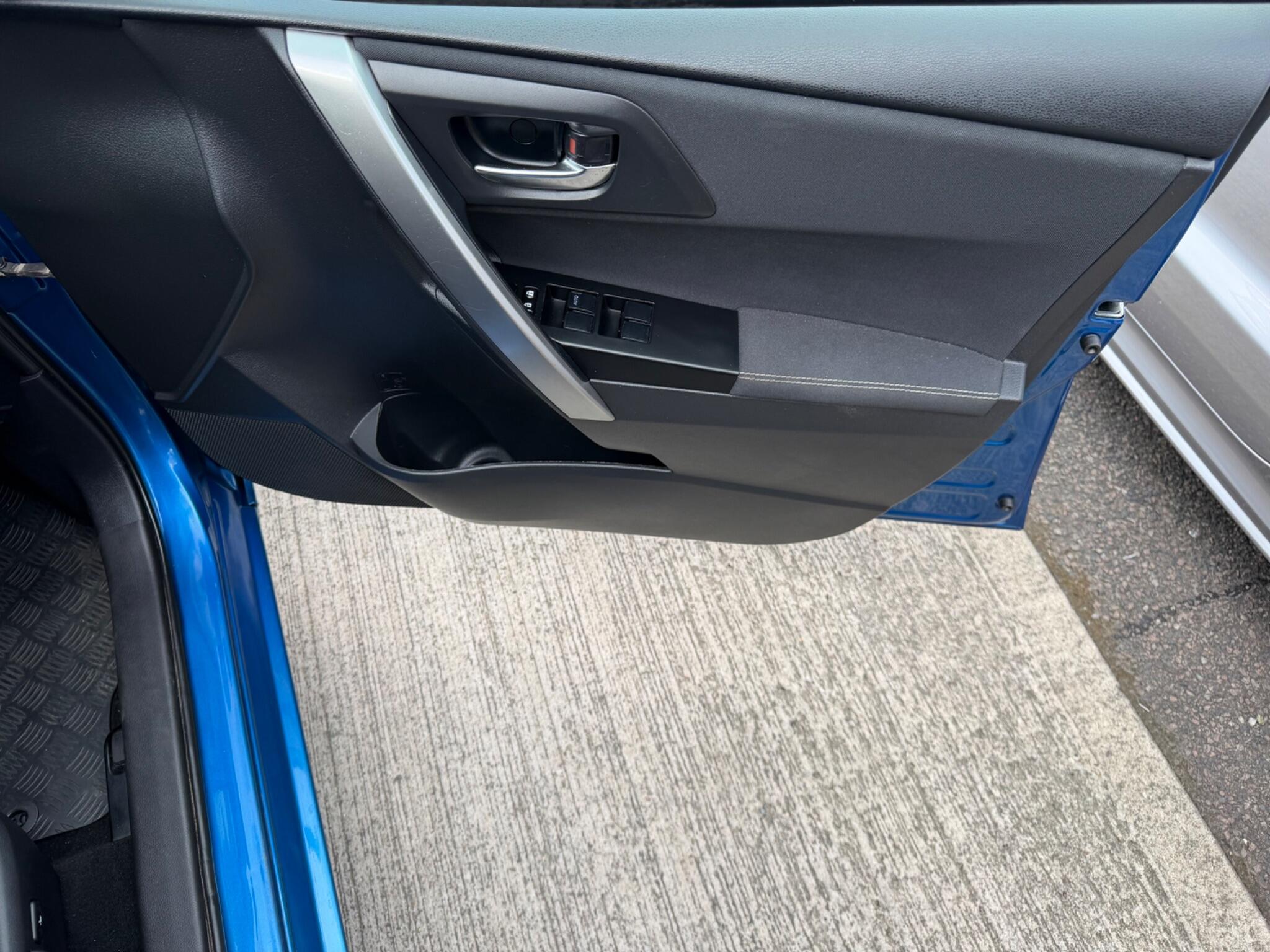 Toyota Auris view 39