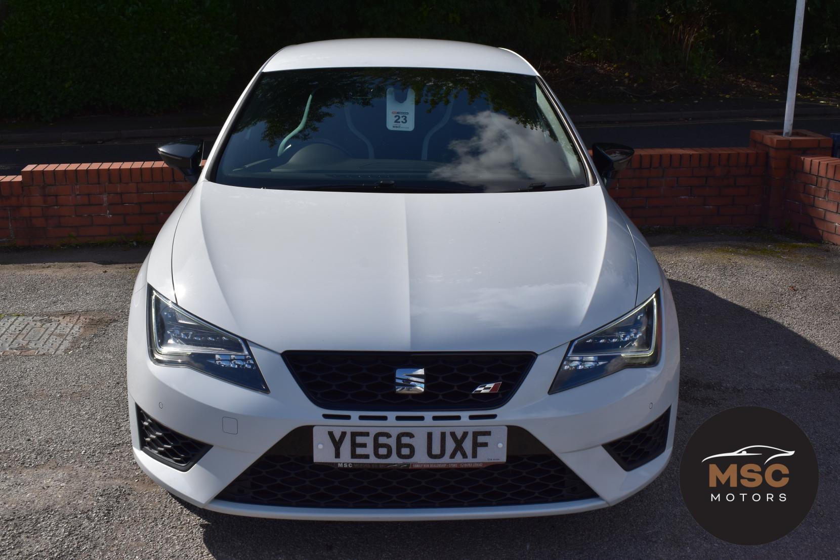 Seat Leon view 3