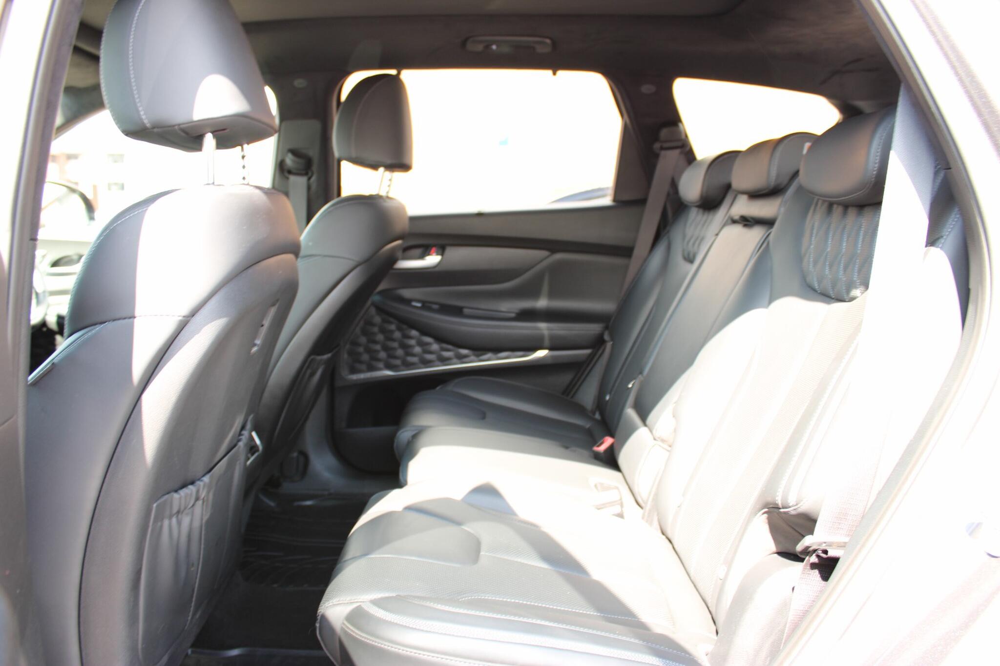 Hyundai Santa Fe view 25