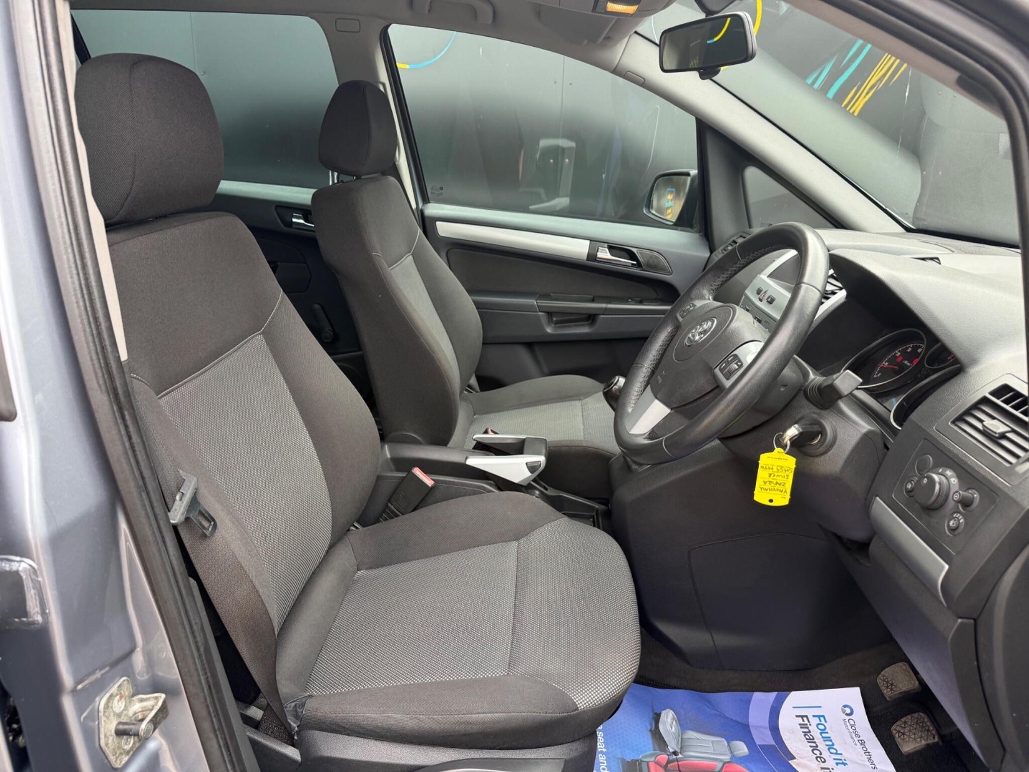 Vauxhall Zafira view 17