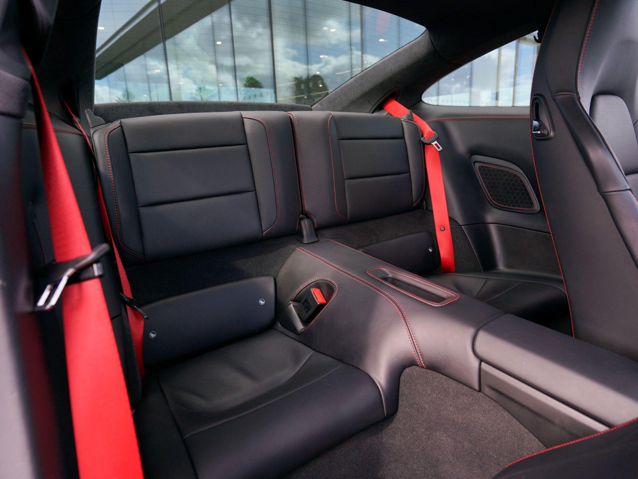 Porsche Cayman view 60