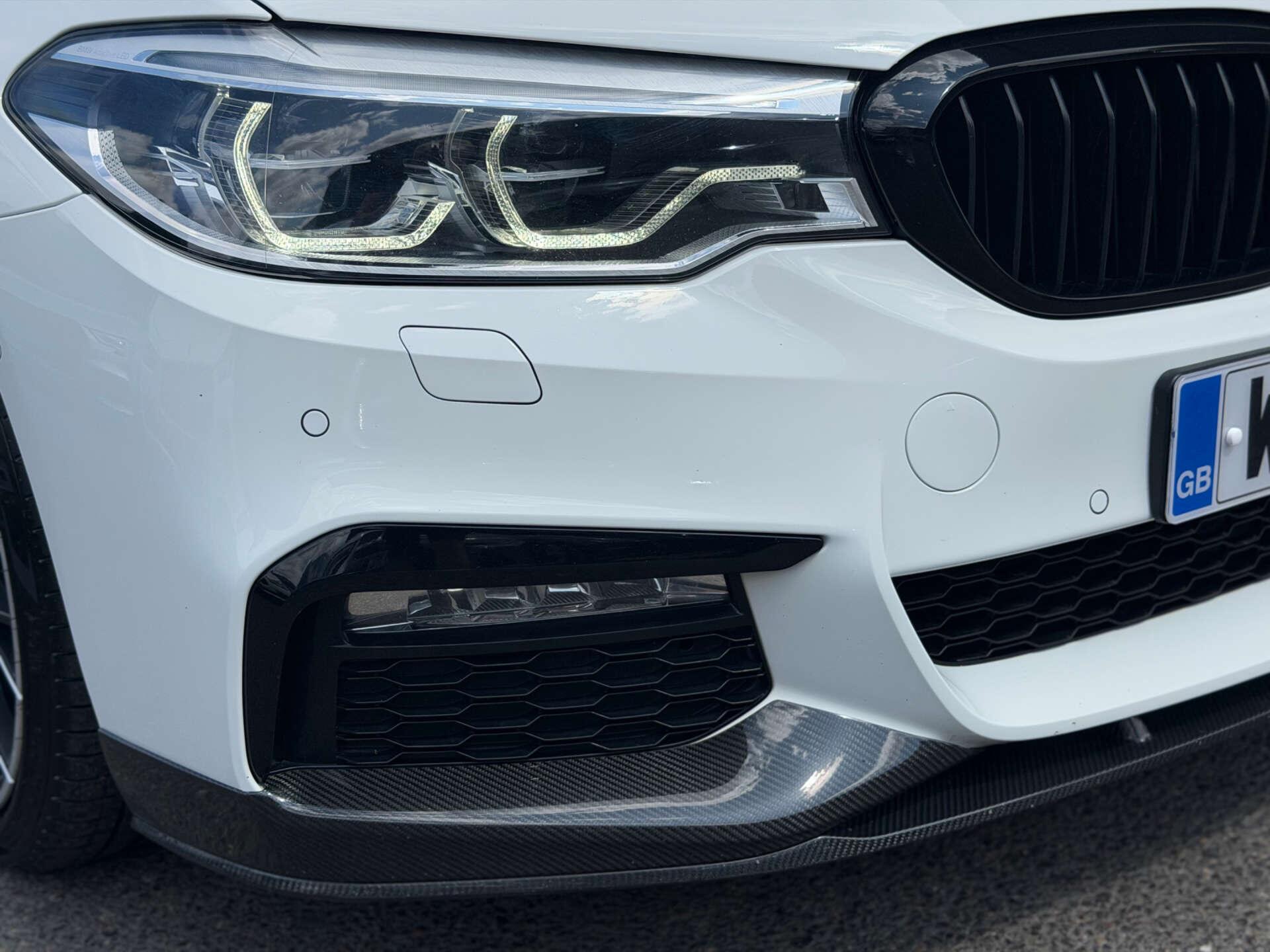 BMW 5 Series view 32