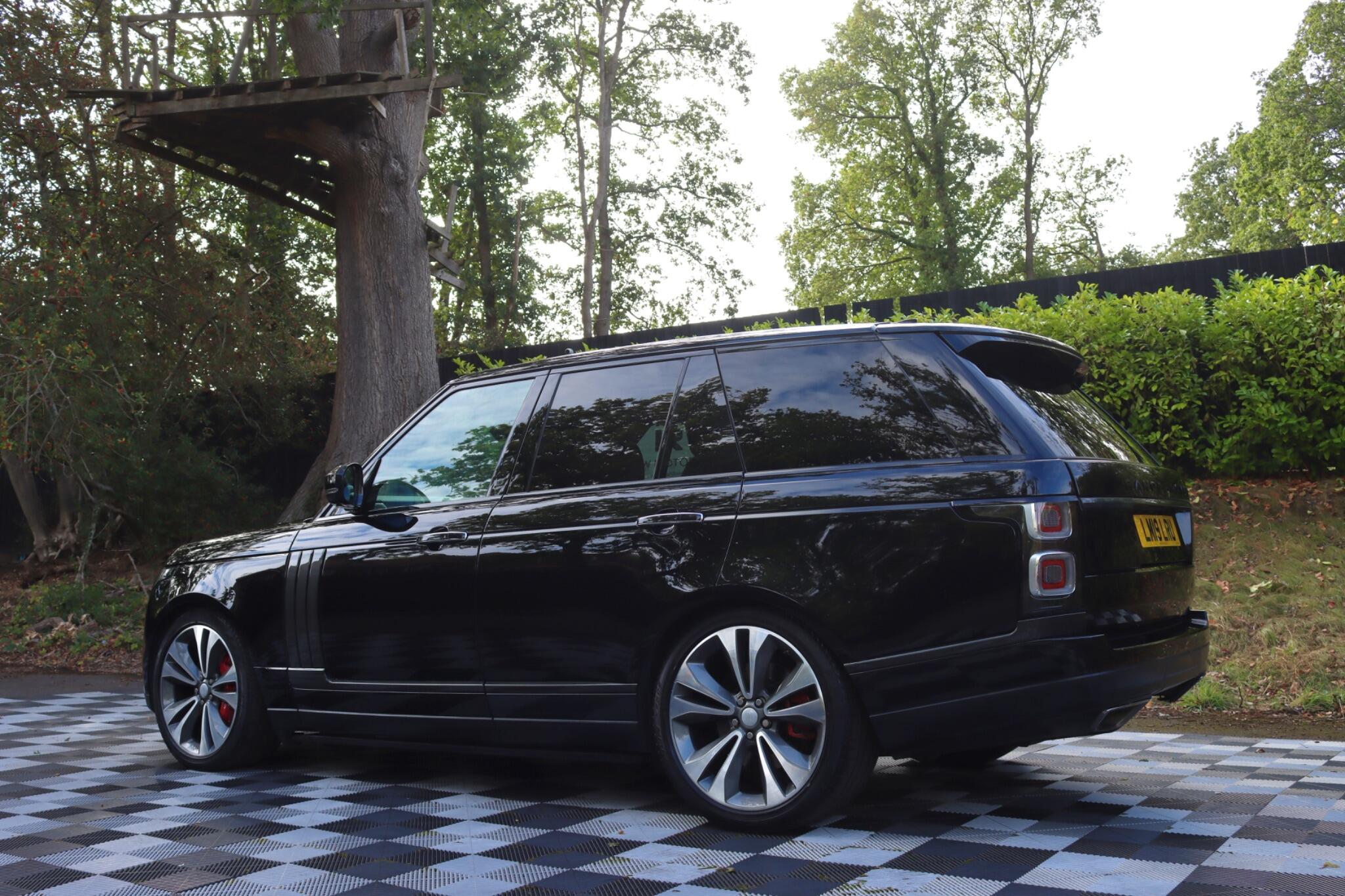 Land Rover Range Rover view 11