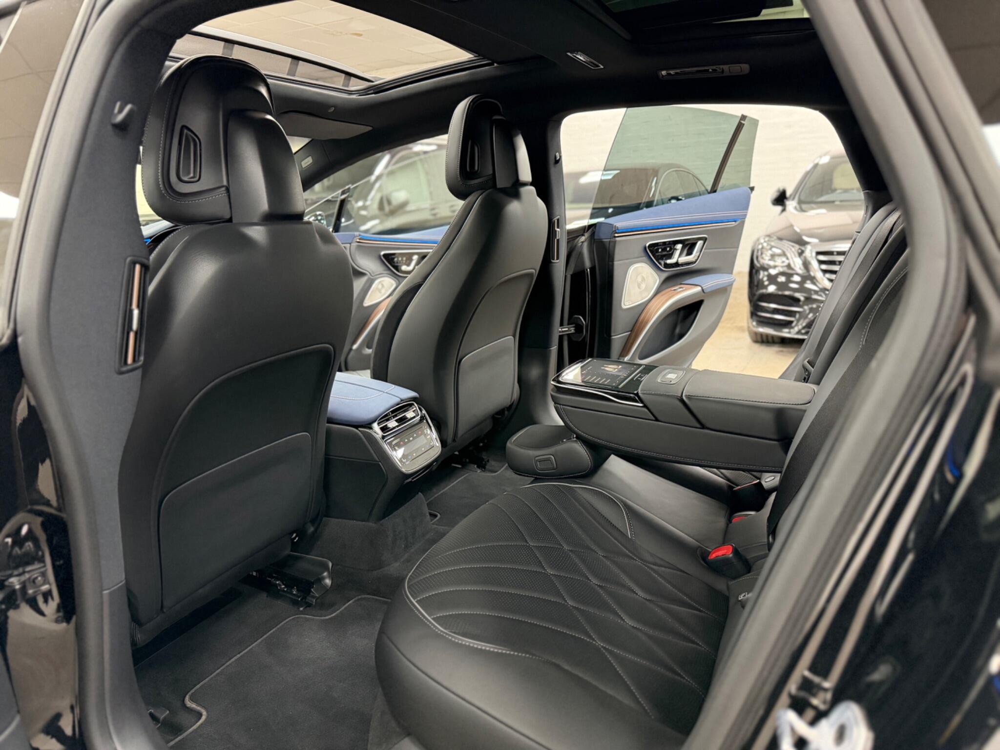 Mercedes-Benz EQS view 85
