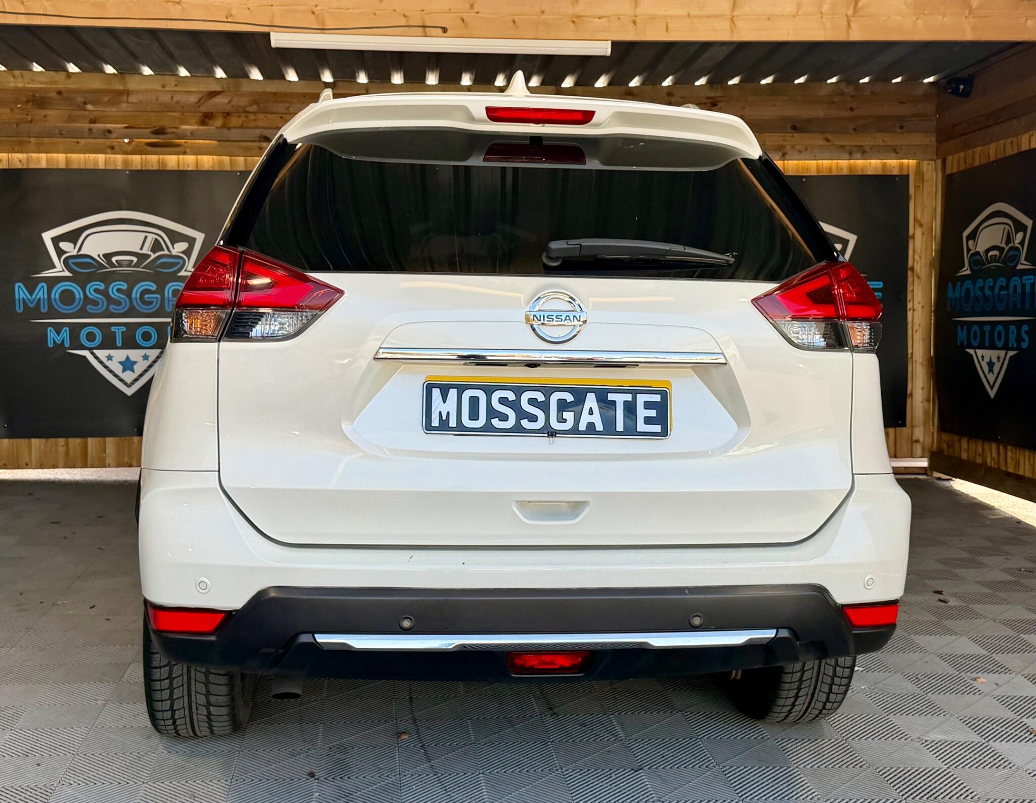 Nissan X-Trail view 7