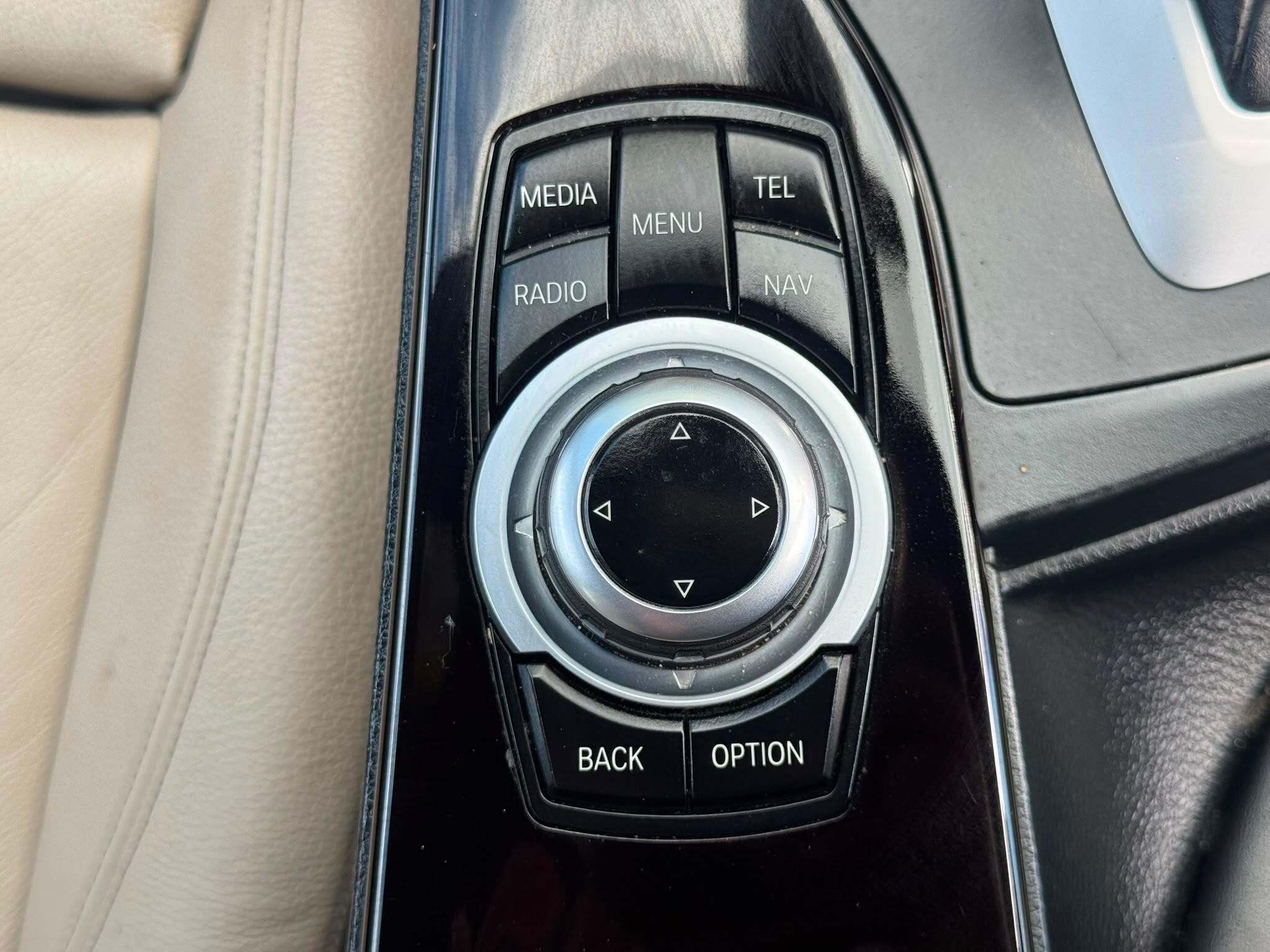 BMW 3 Series view 39