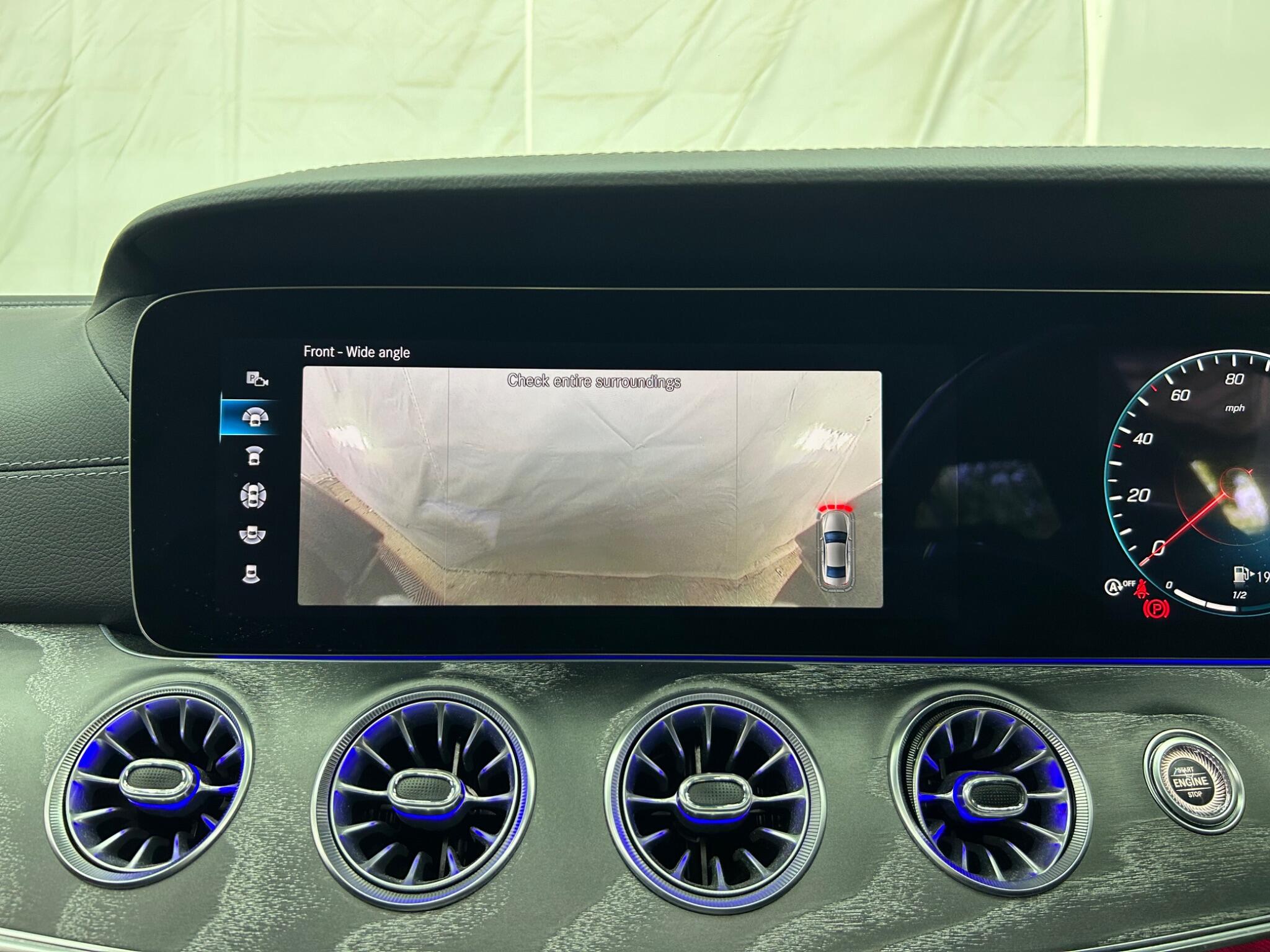Mercedes-Benz CLS view 42