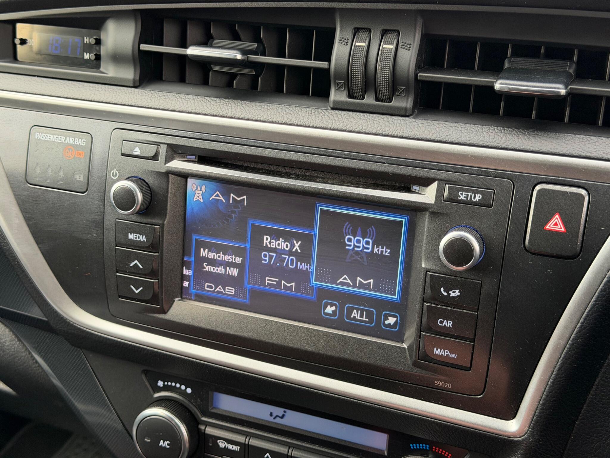 Toyota Auris view 27