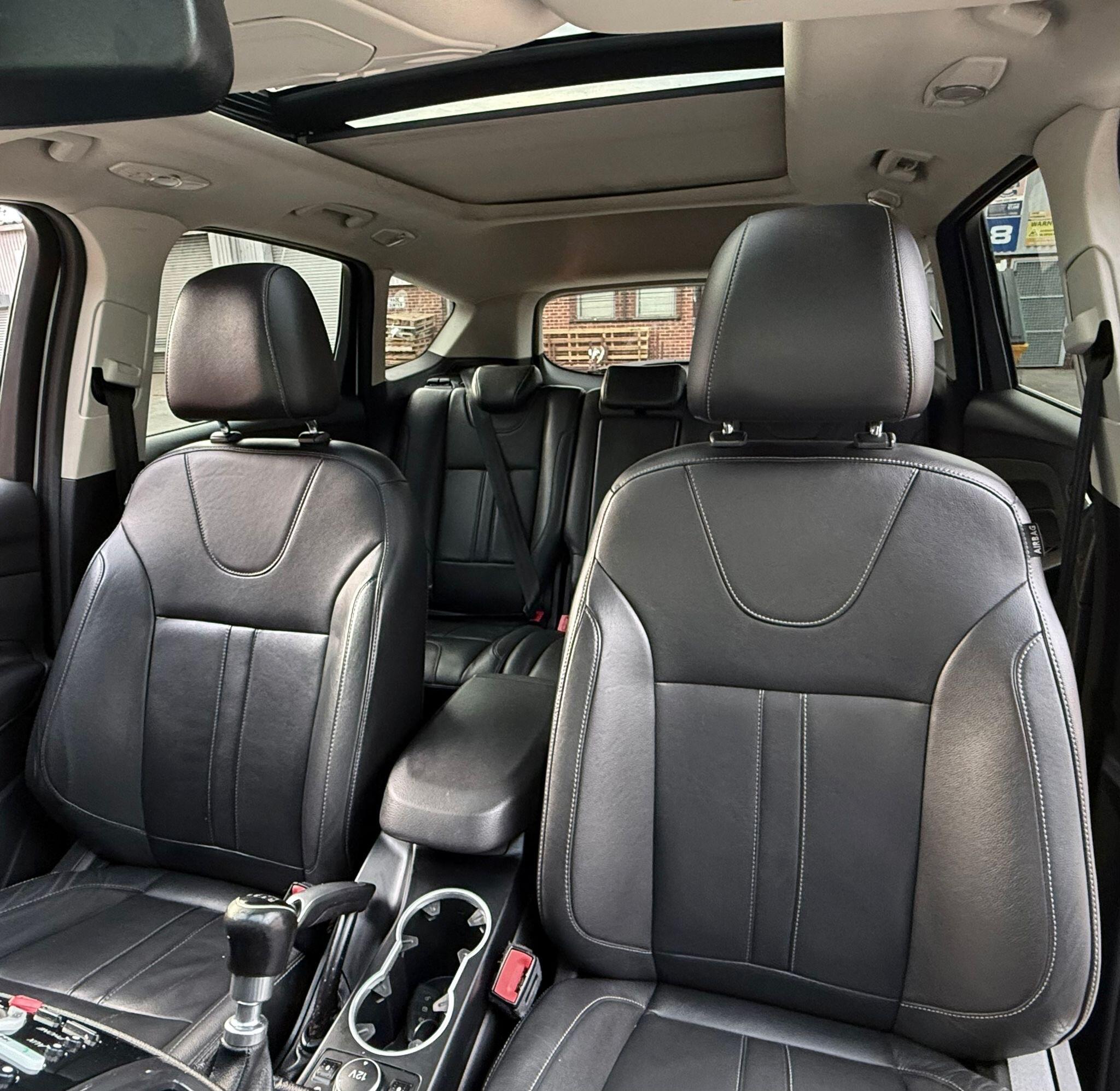 Ford Kuga view 16