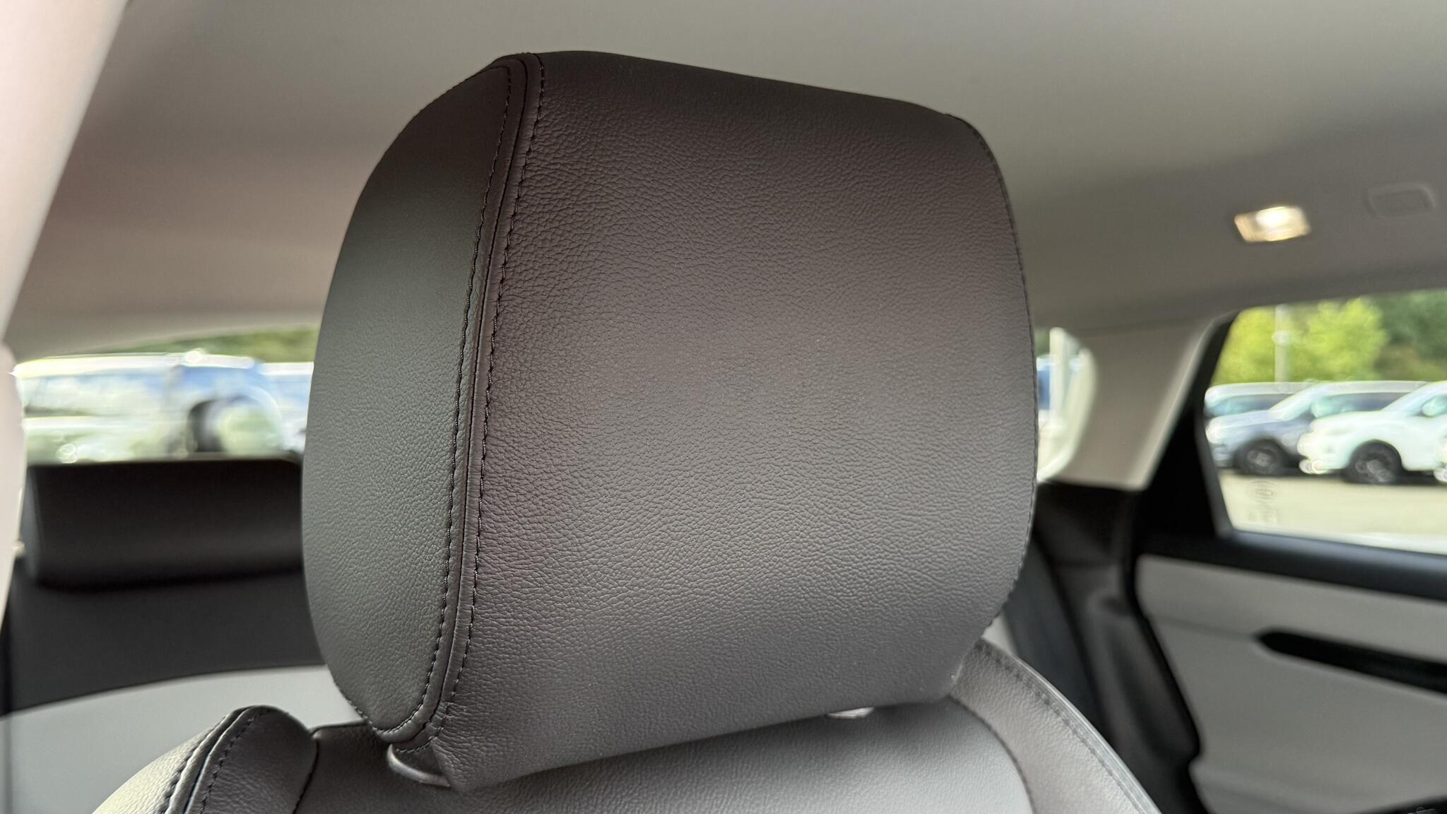 Land Rover Range Rover Evoque view 48