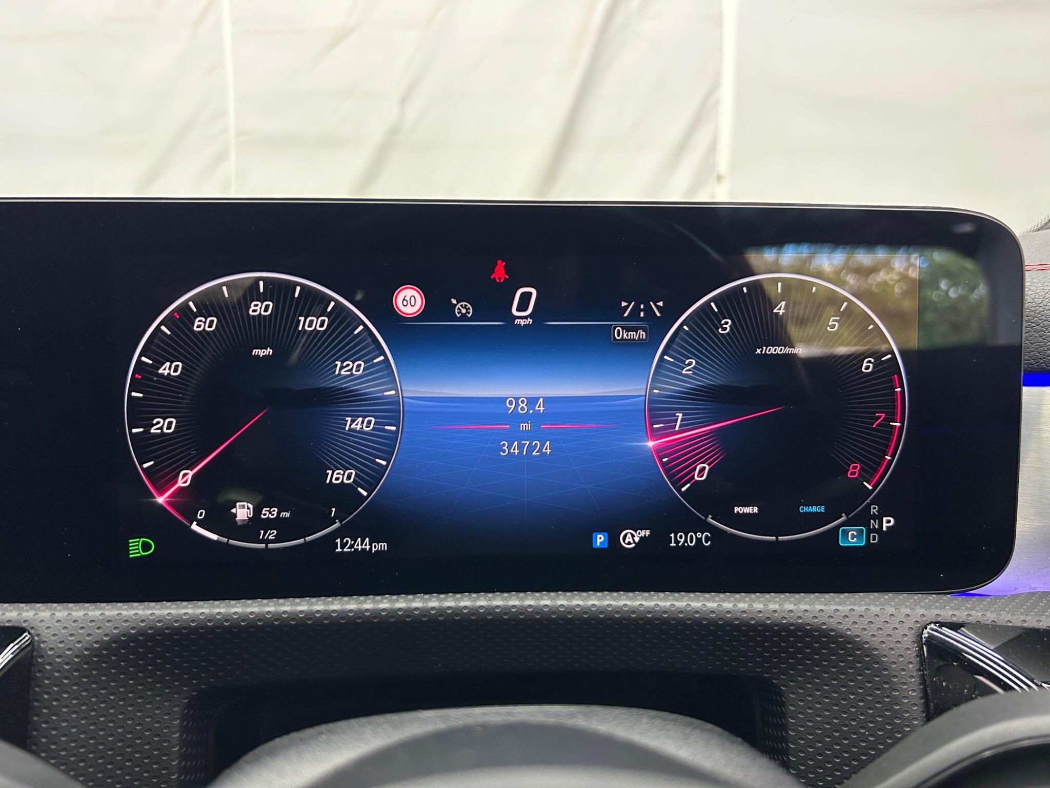 Mercedes-Benz Cla view 41