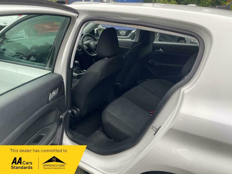 2017 Peugeot 308 1.2 PureTech Access Euro 6 (s/s) 5dr • 57,445 miles image 36