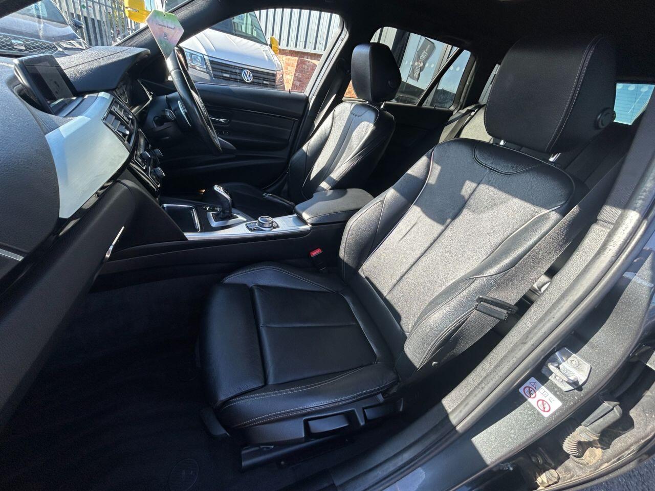 BMW 3 Series view 12