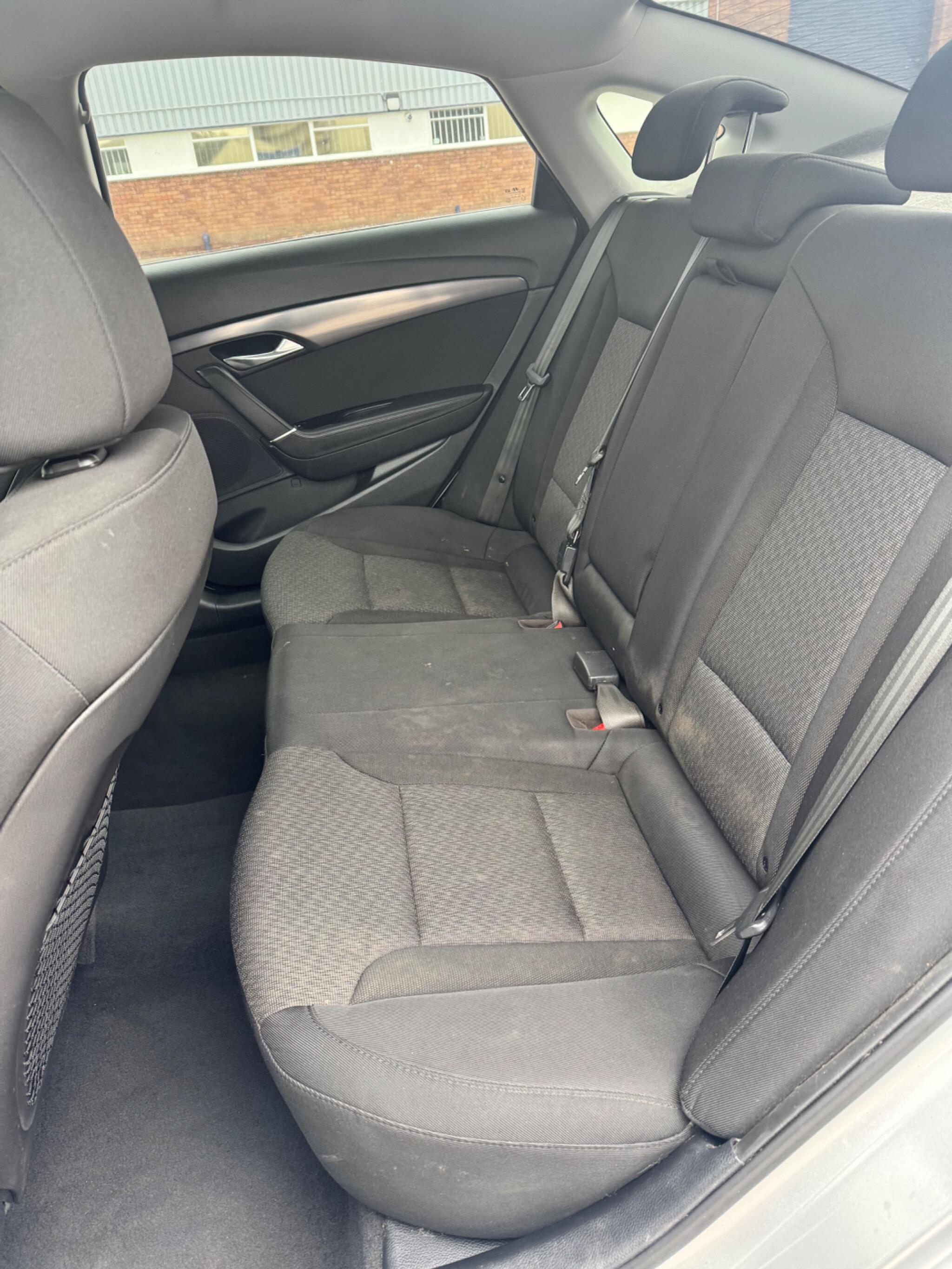 Hyundai i40 view 17