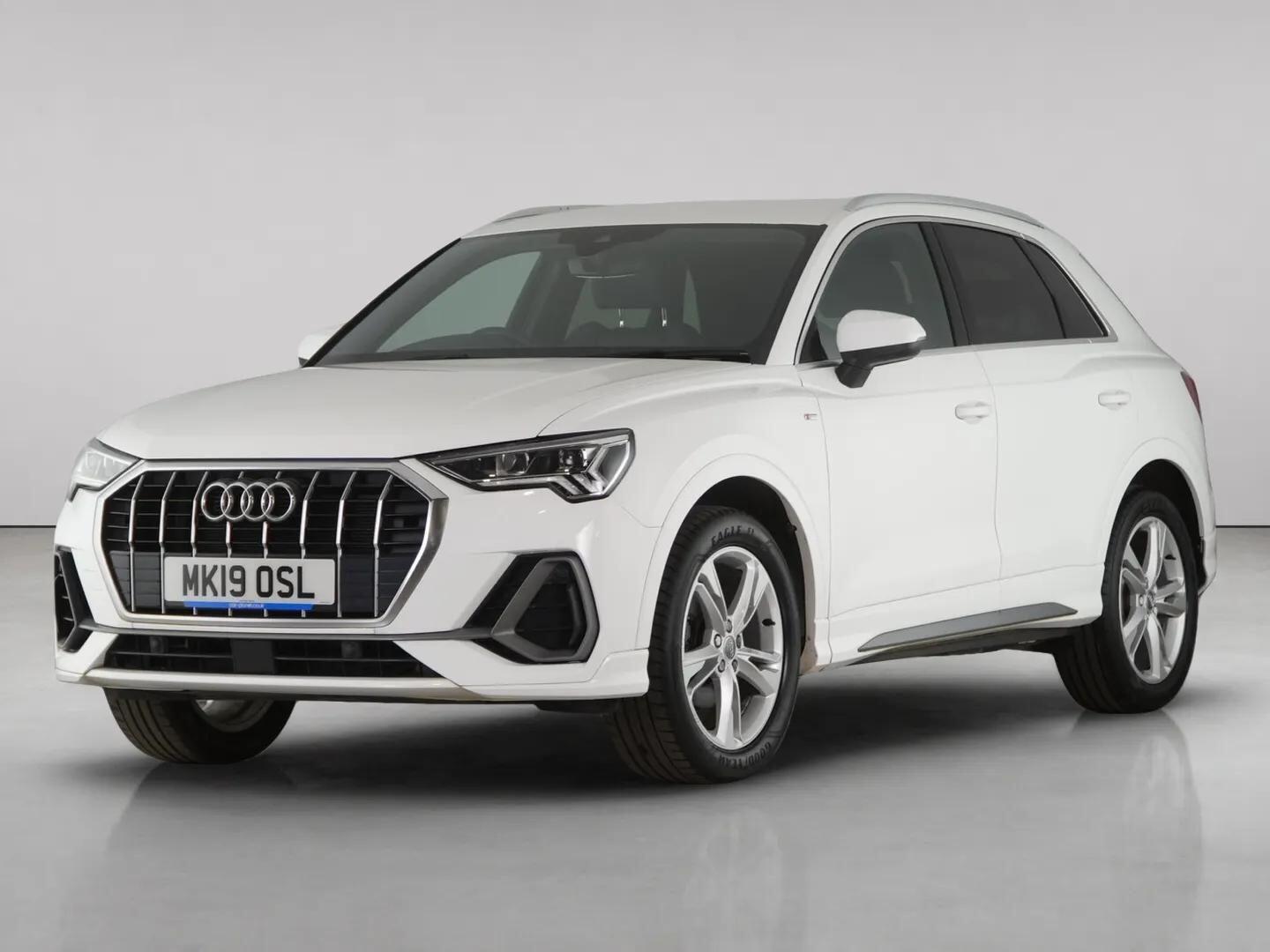 Audi Q3 view 2