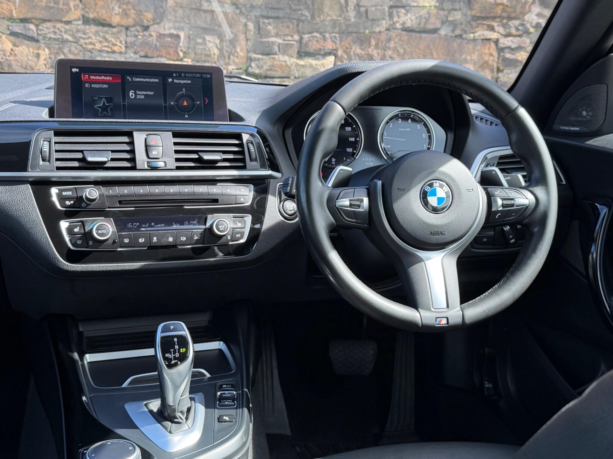 BMW 2 Series view 24