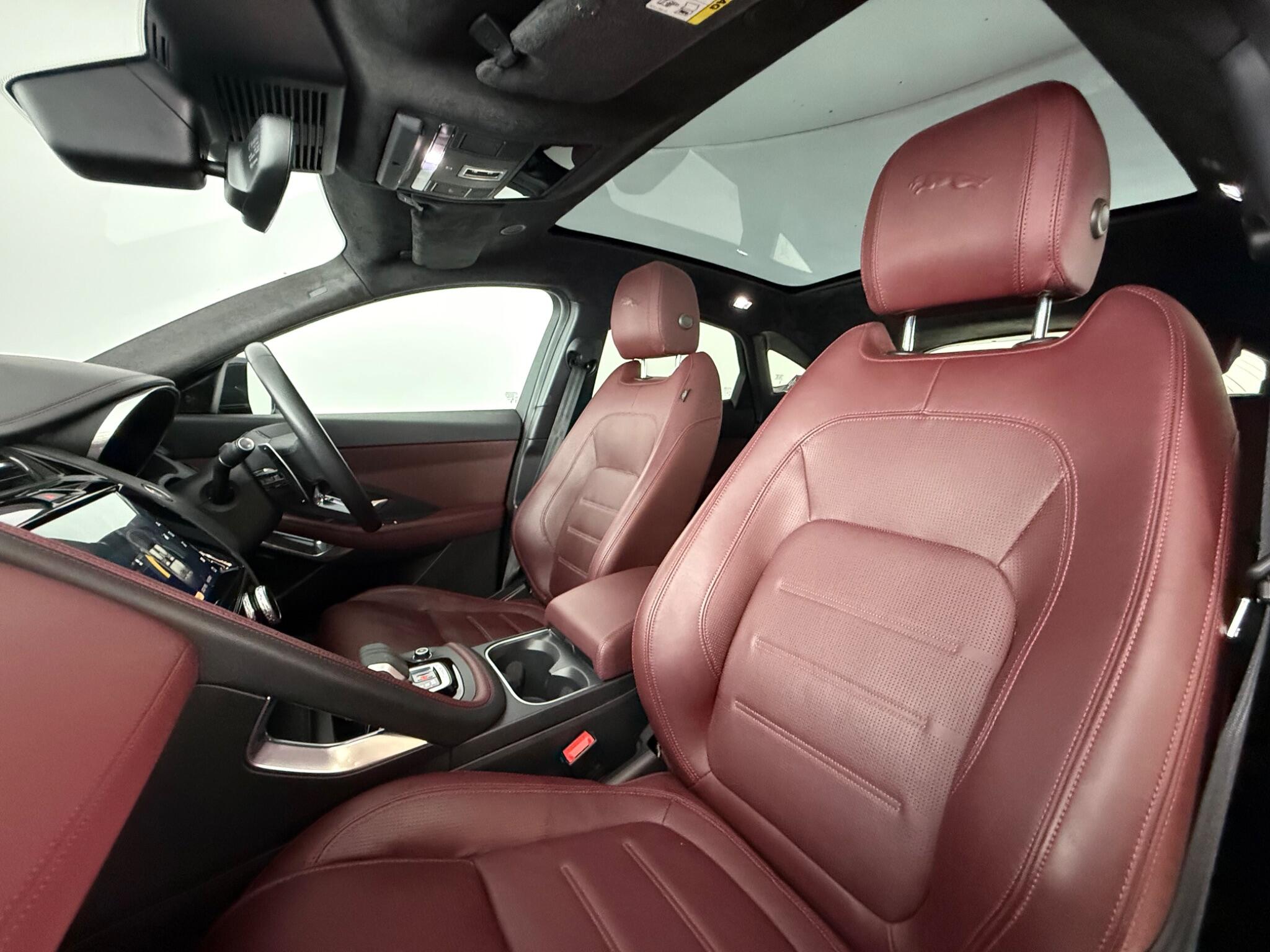 Jaguar E-Pace view 40
