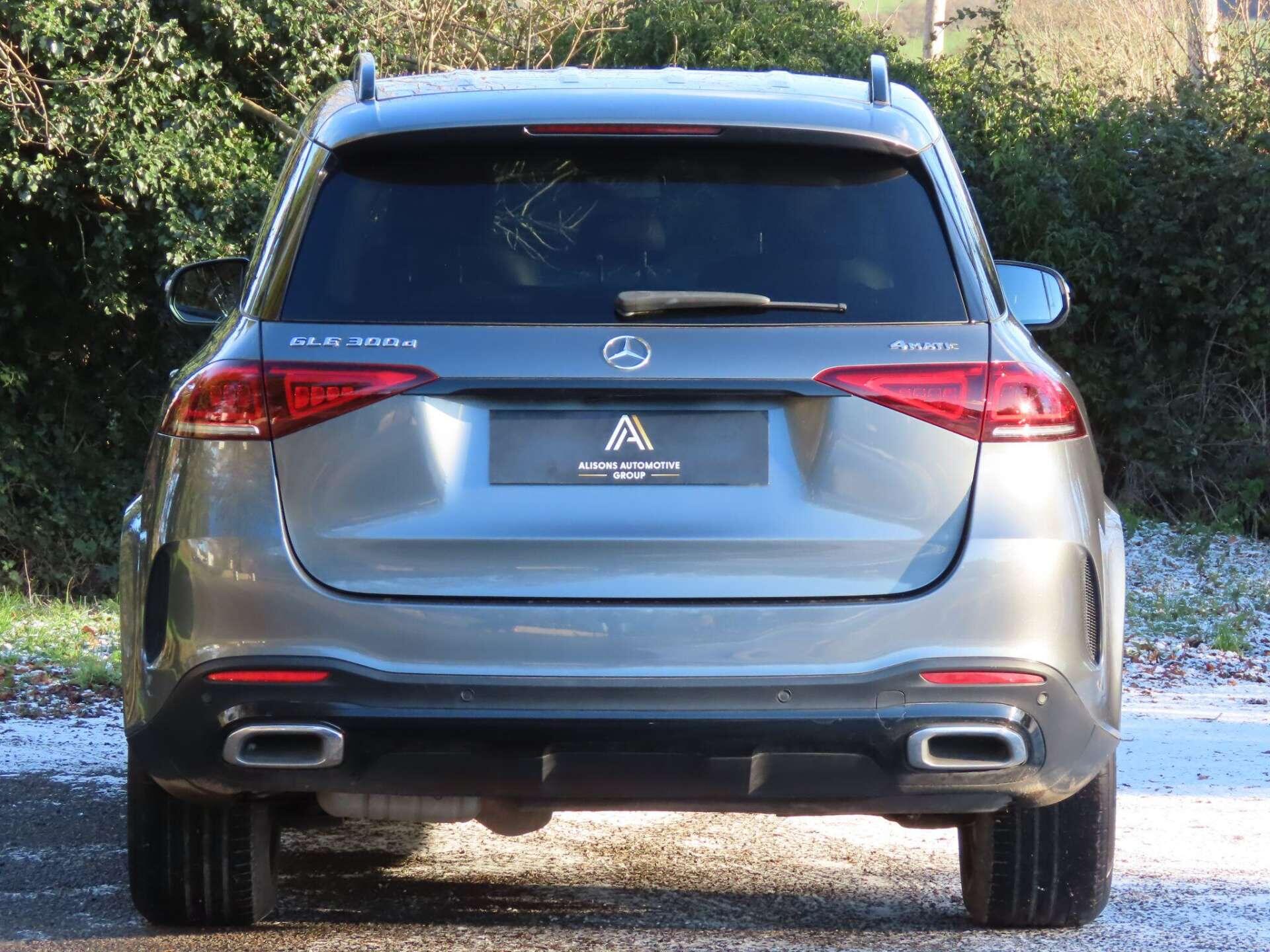 Mercedes-Benz Gle view 6