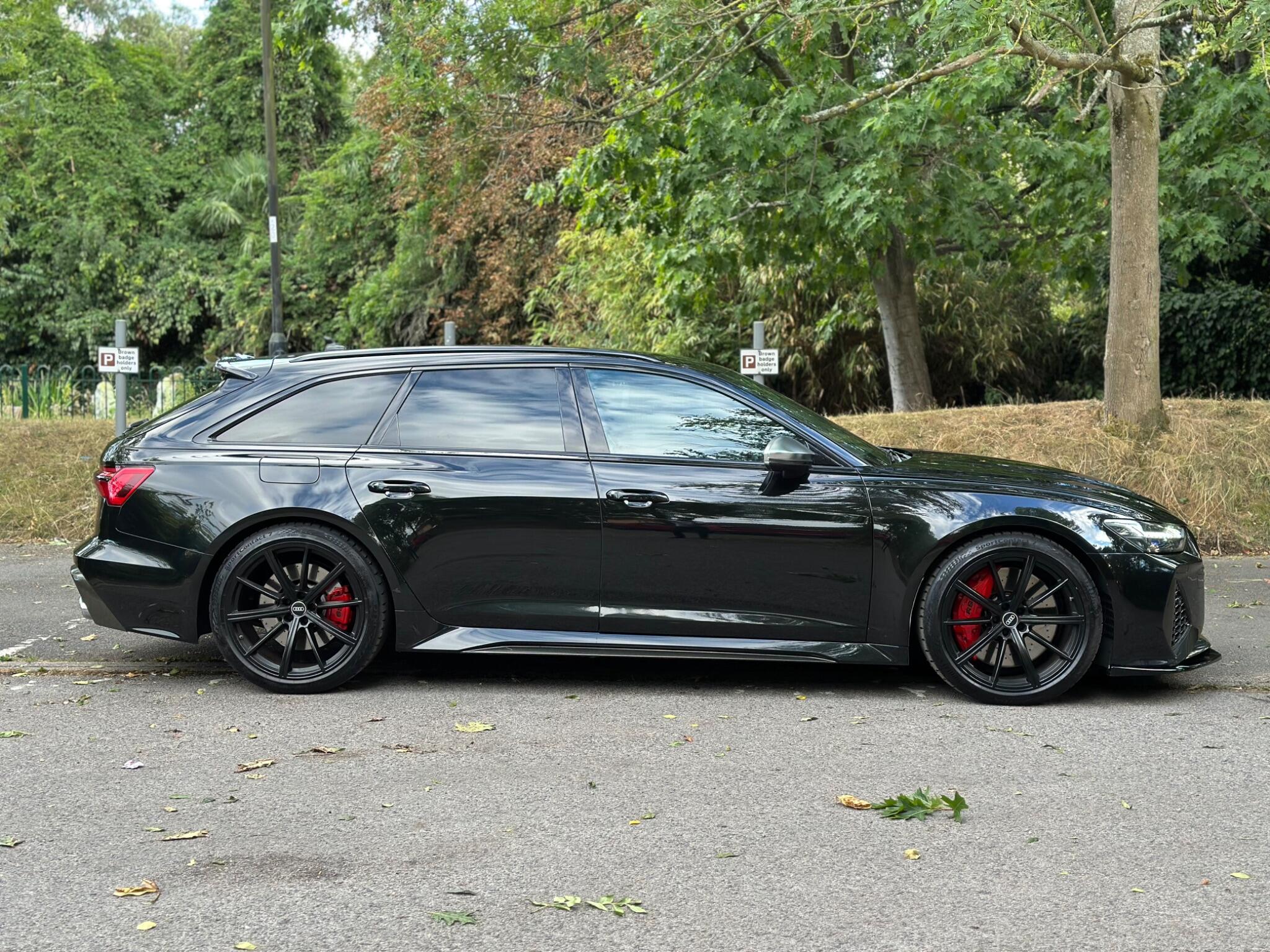 Audi RS6 view 6