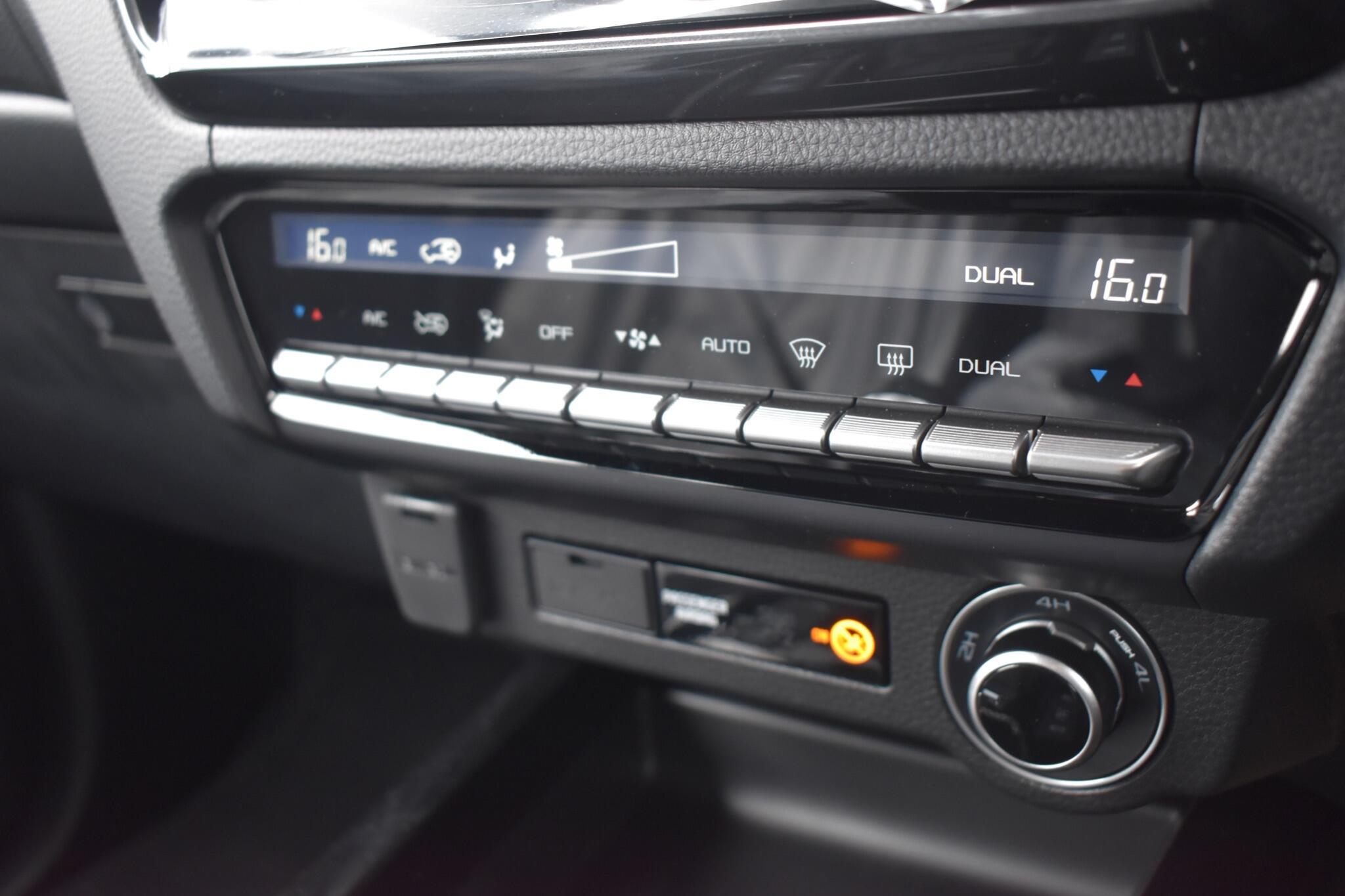 D-Max - 1.9 TD V-Cross Auto 4WD Euro 6 (s/s) 4dr - Image 15