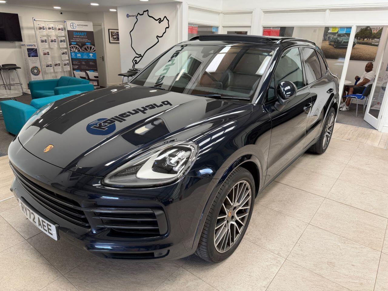 Porsche Cayenne view 4