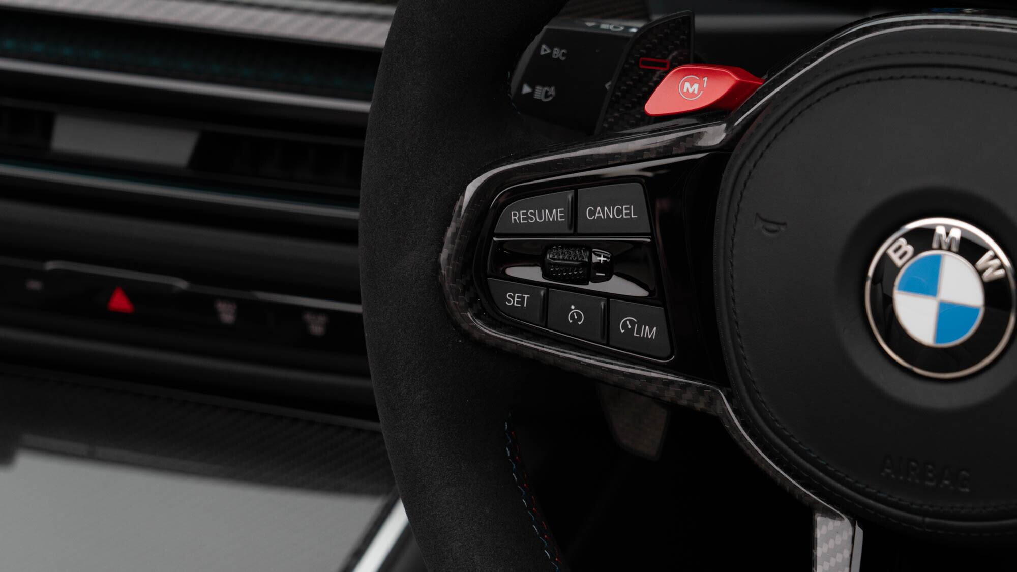BMW M4 view 21