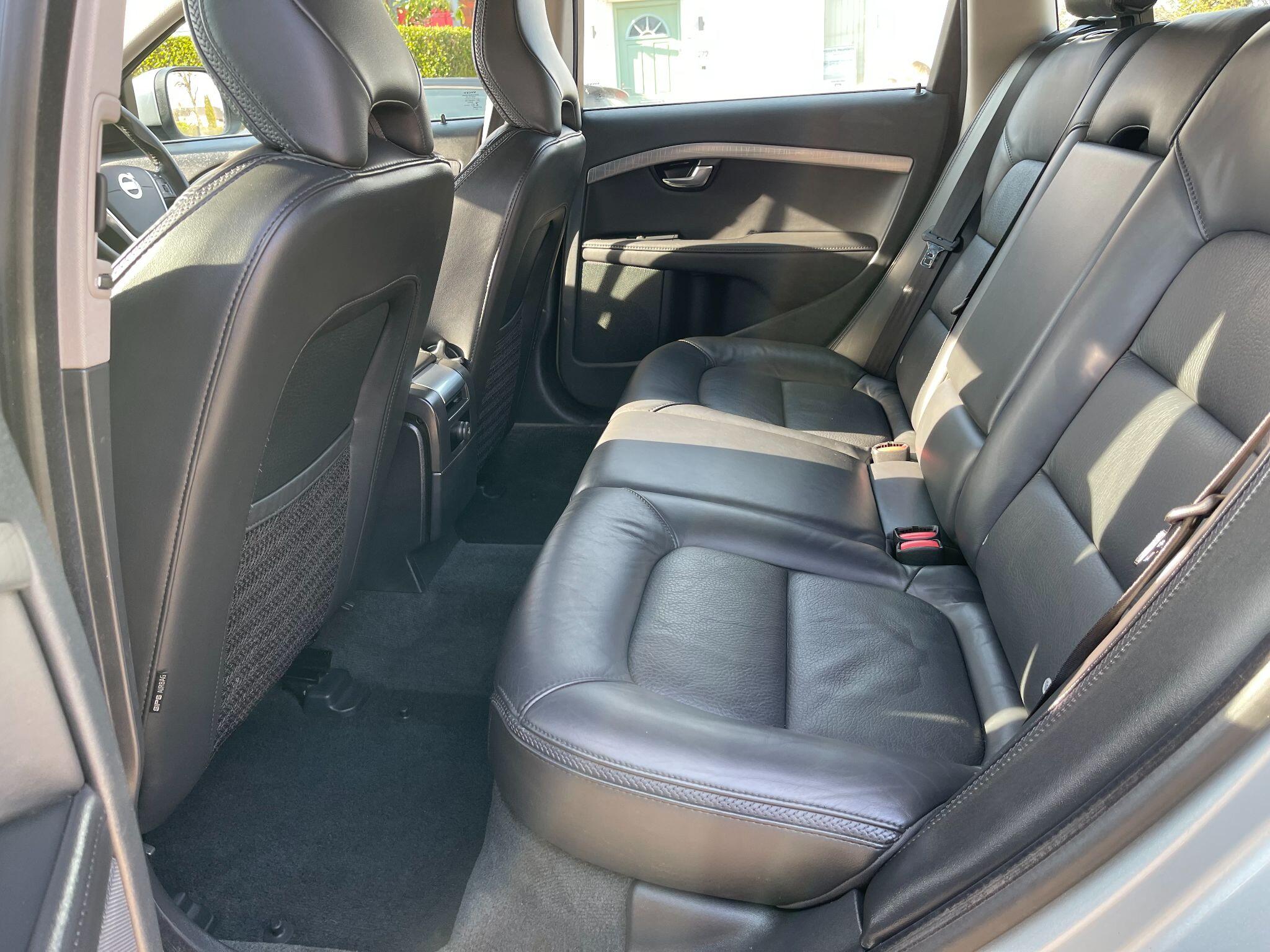 Volvo XC70 view 36