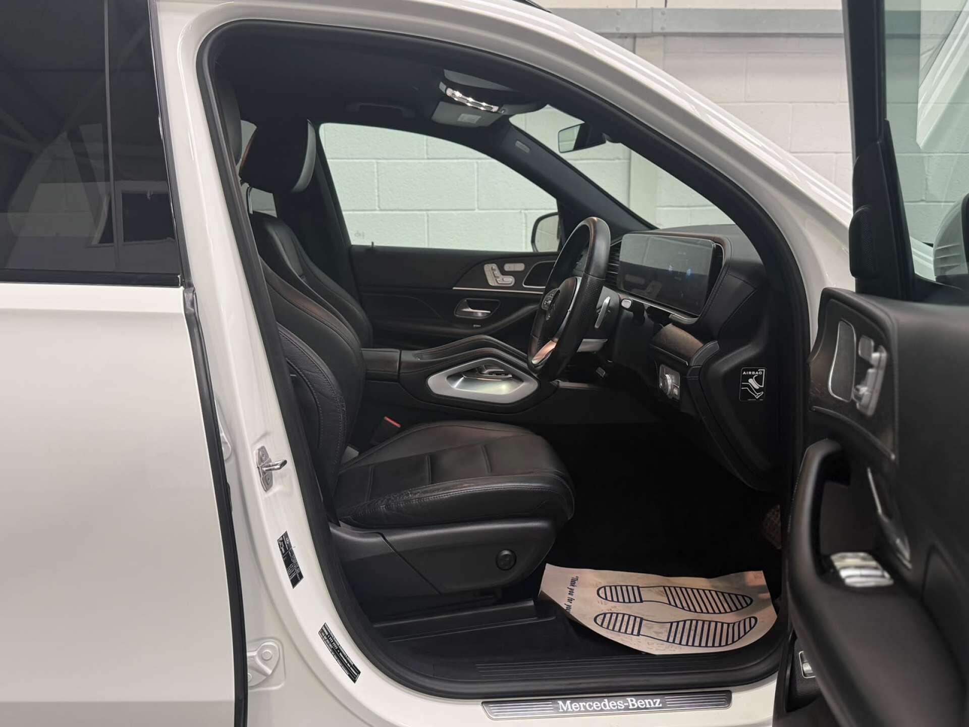 Mercedes-Benz Gle view 13