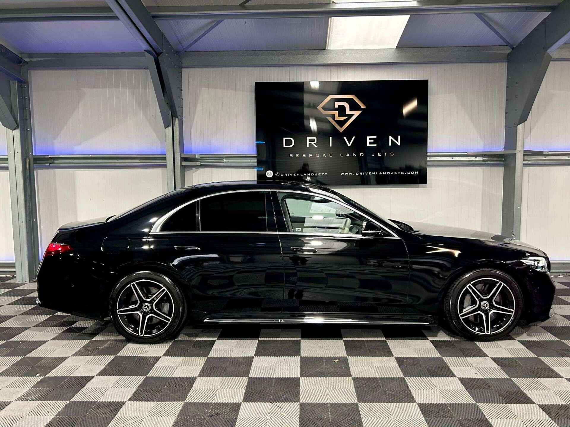 Mercedes-Benz S Class view 12