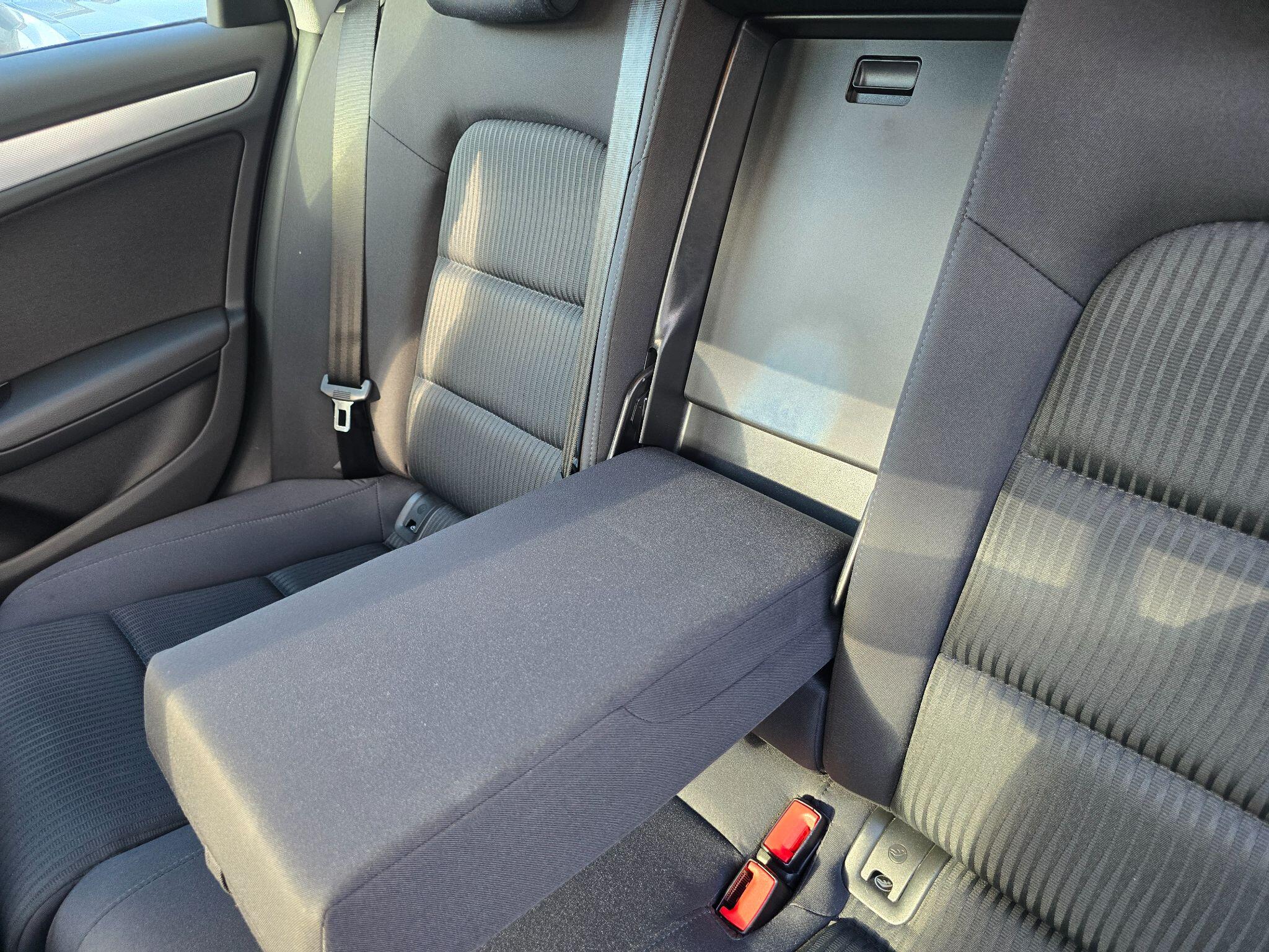Audi A4 view 47