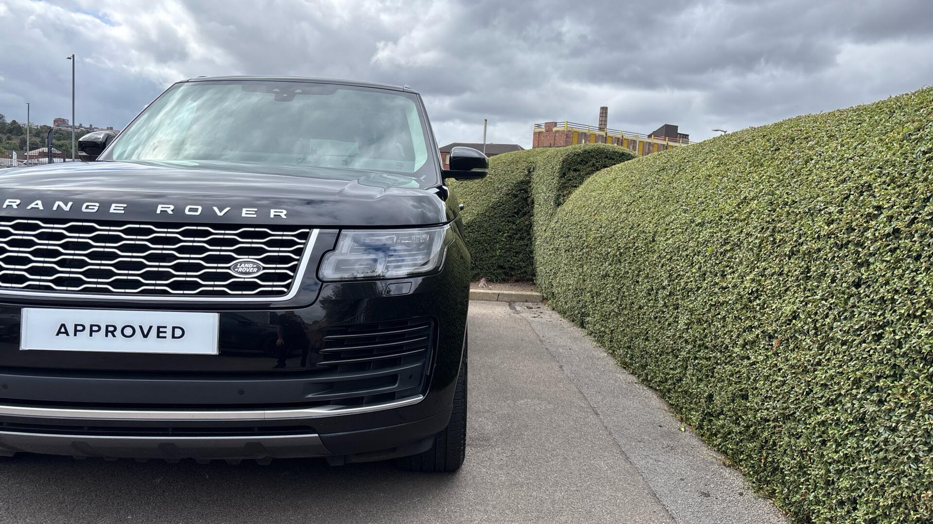 Land Rover Range Rover view 28