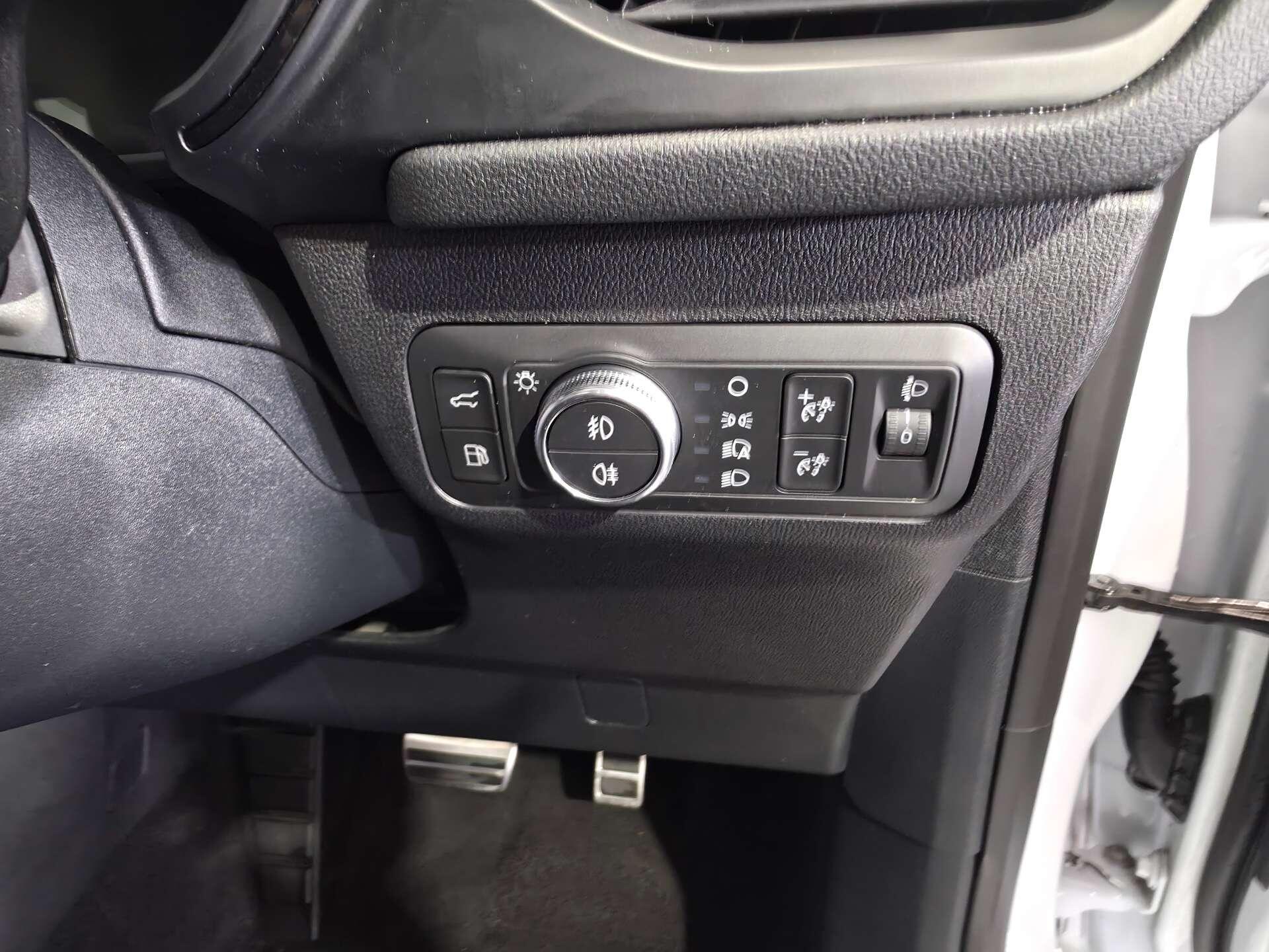 Ford Kuga view 24