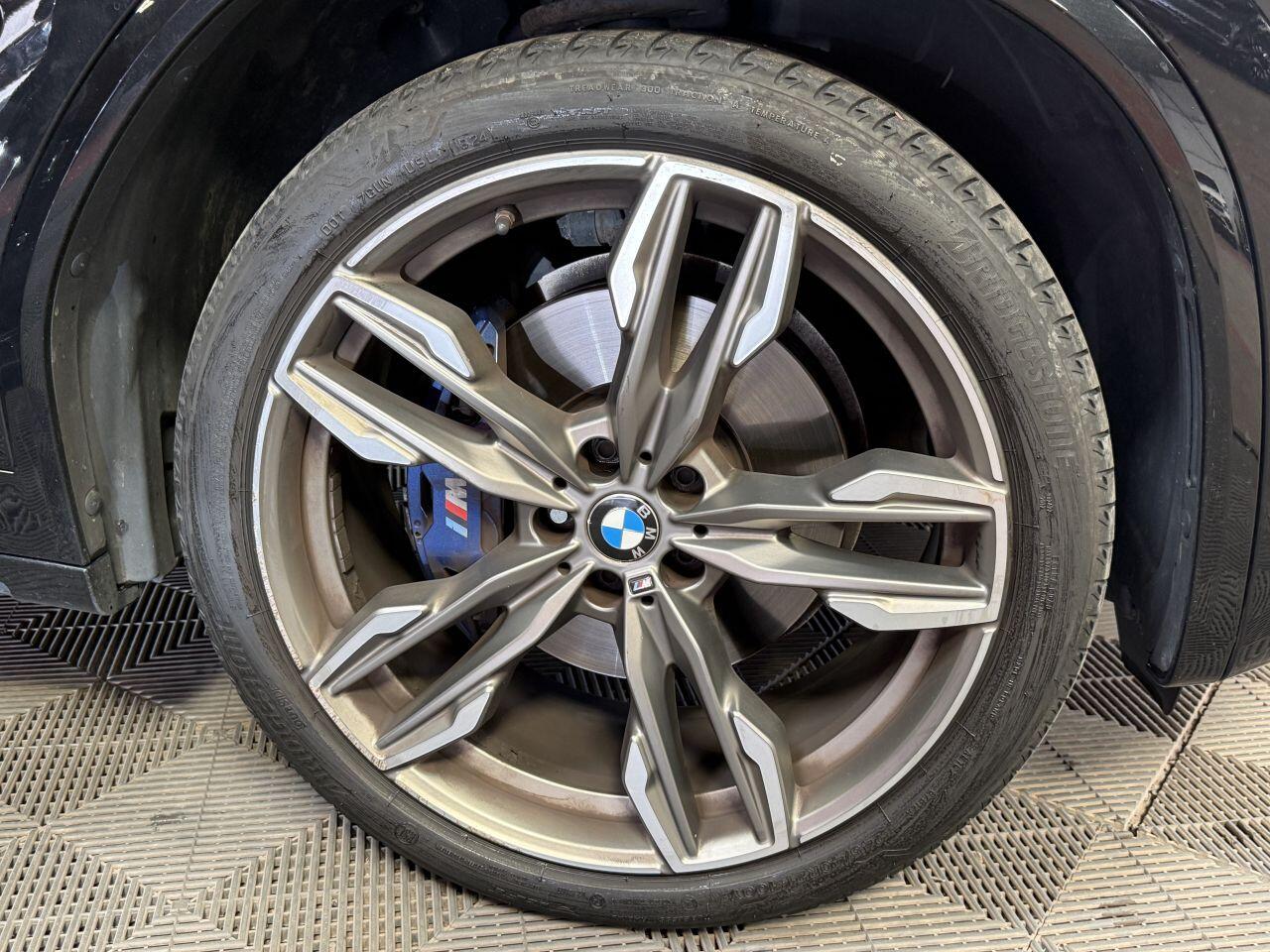 BMW X4 view 19
