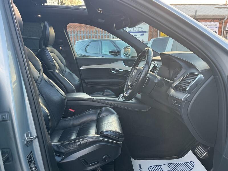 2017 Volvo XC90 image 32