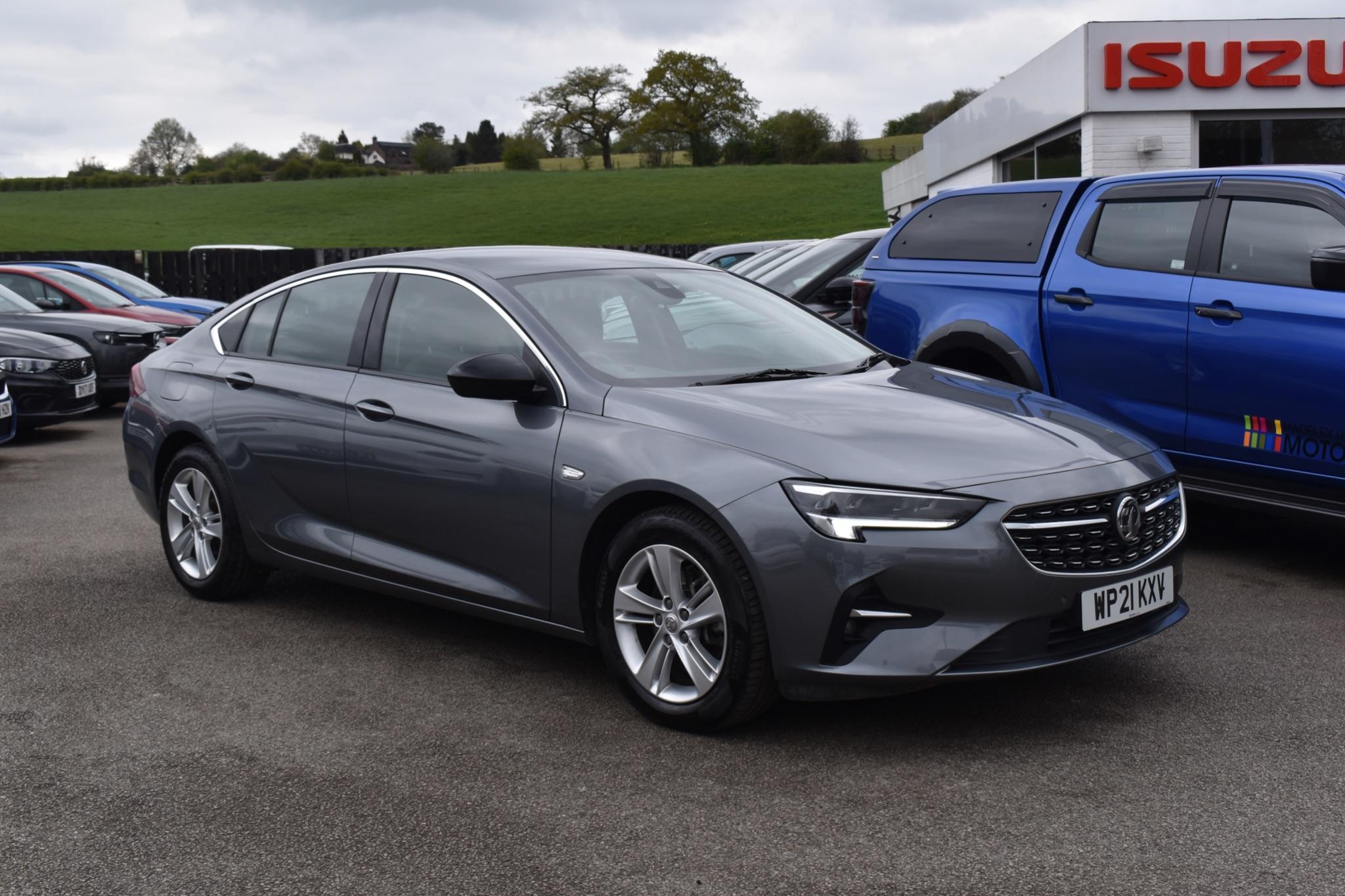 Insignia - 2.0 Turbo D SRi Nav Grand Sport Euro 6 (s/s) 5dr - Image 14