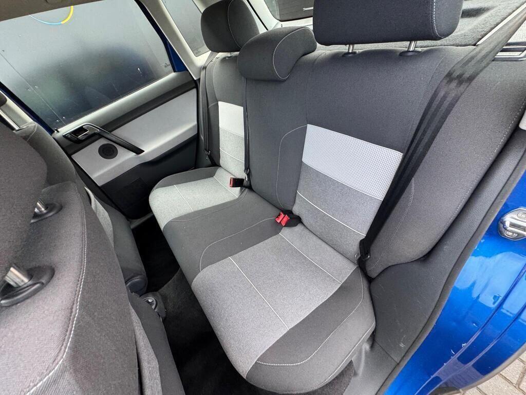 Volkswagen Polo view 20
