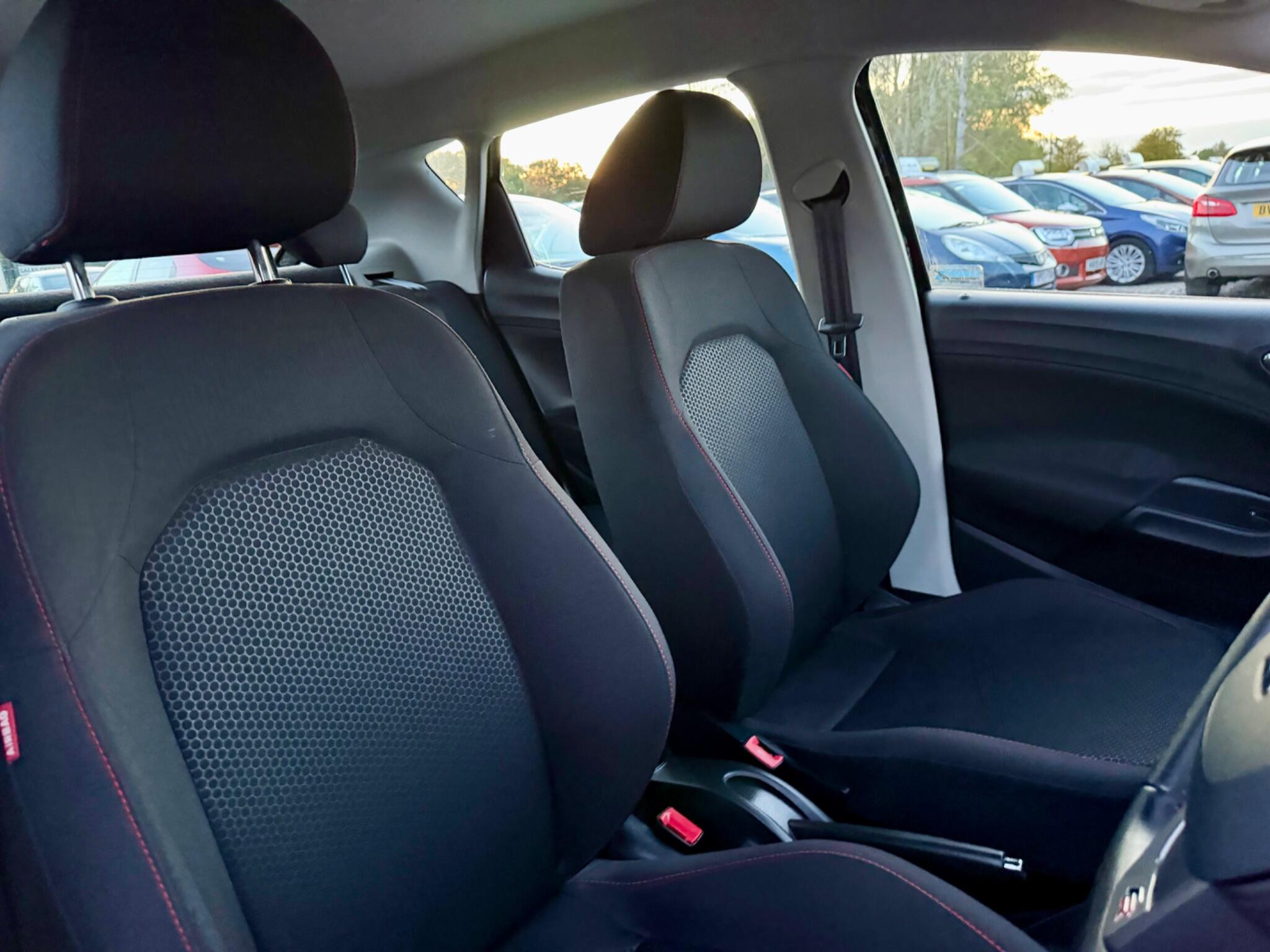 SEAT Ibiza view 25