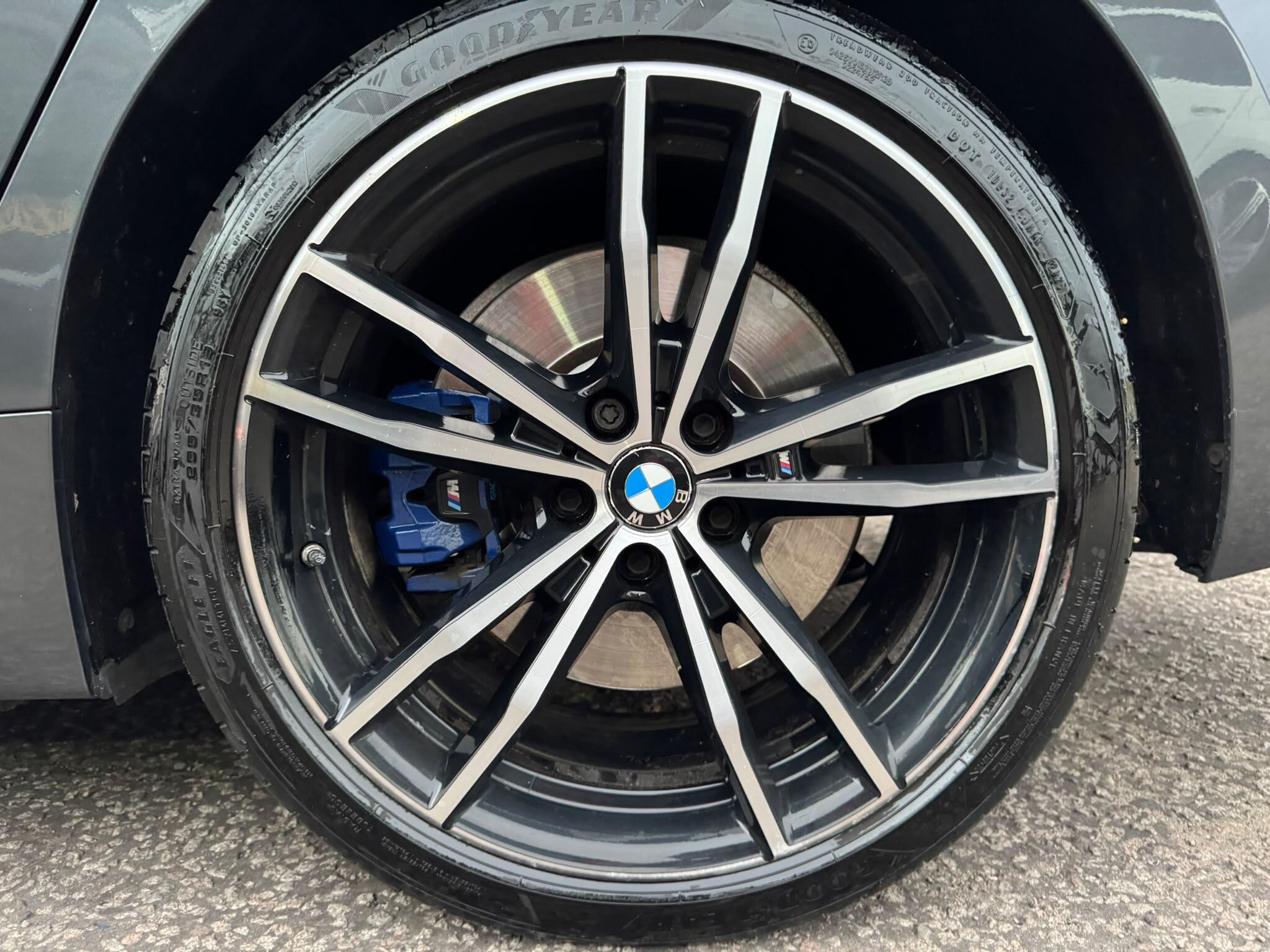 BMW 3 Series view 98