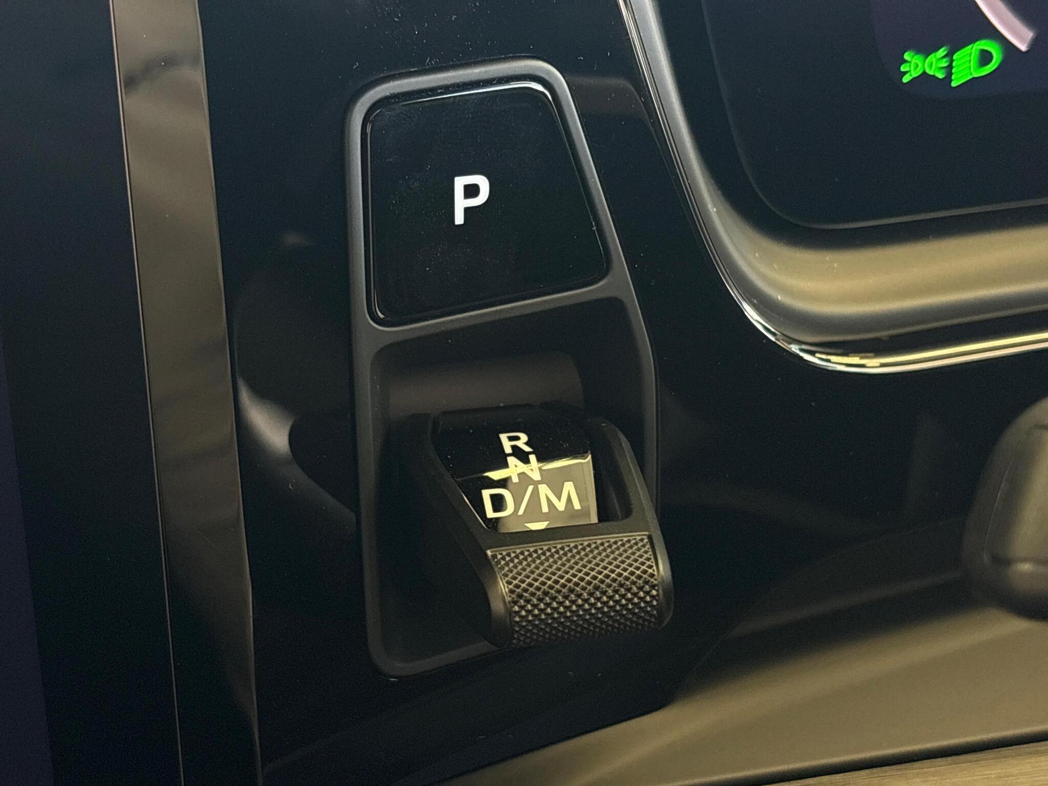 Porsche Cayenne view 12