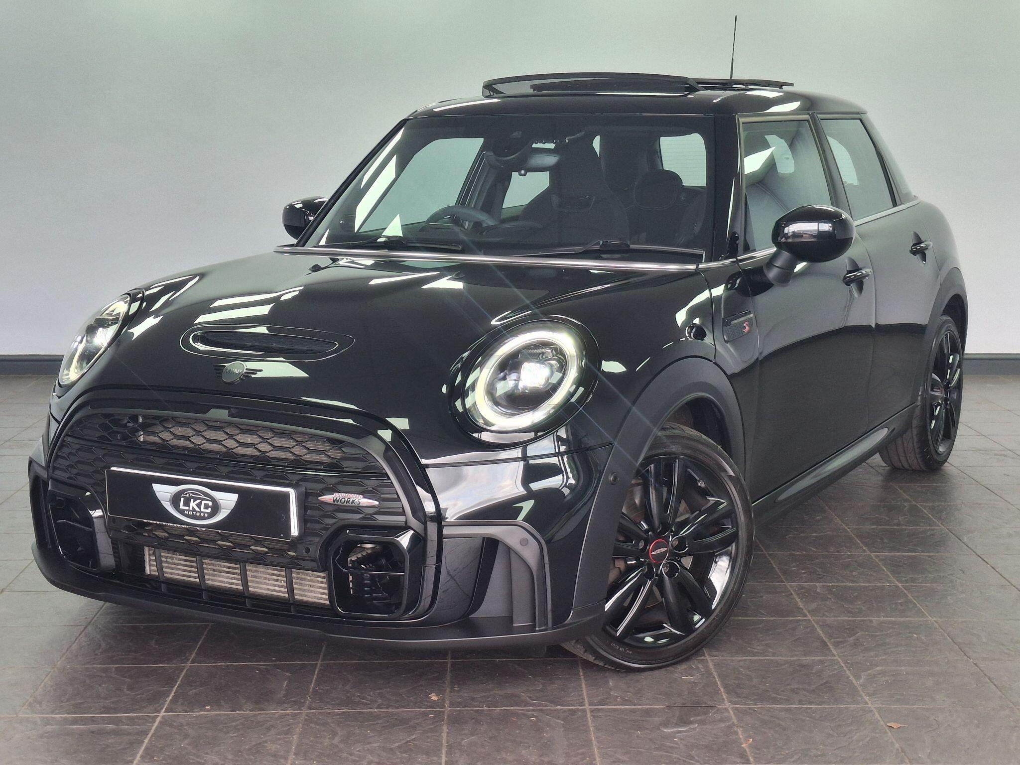 Mini Hatch view 43