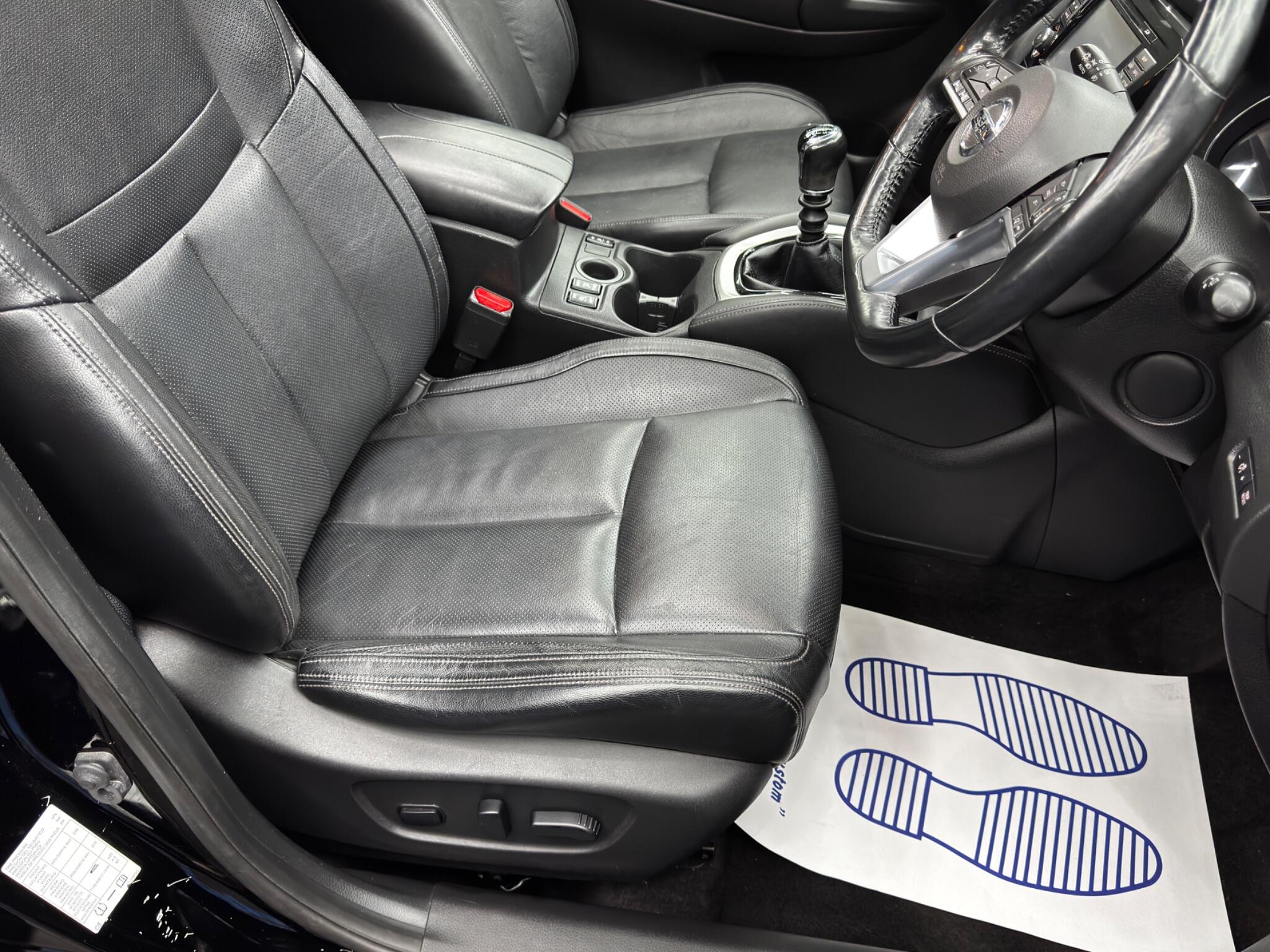 Nissan X-Trail view 13