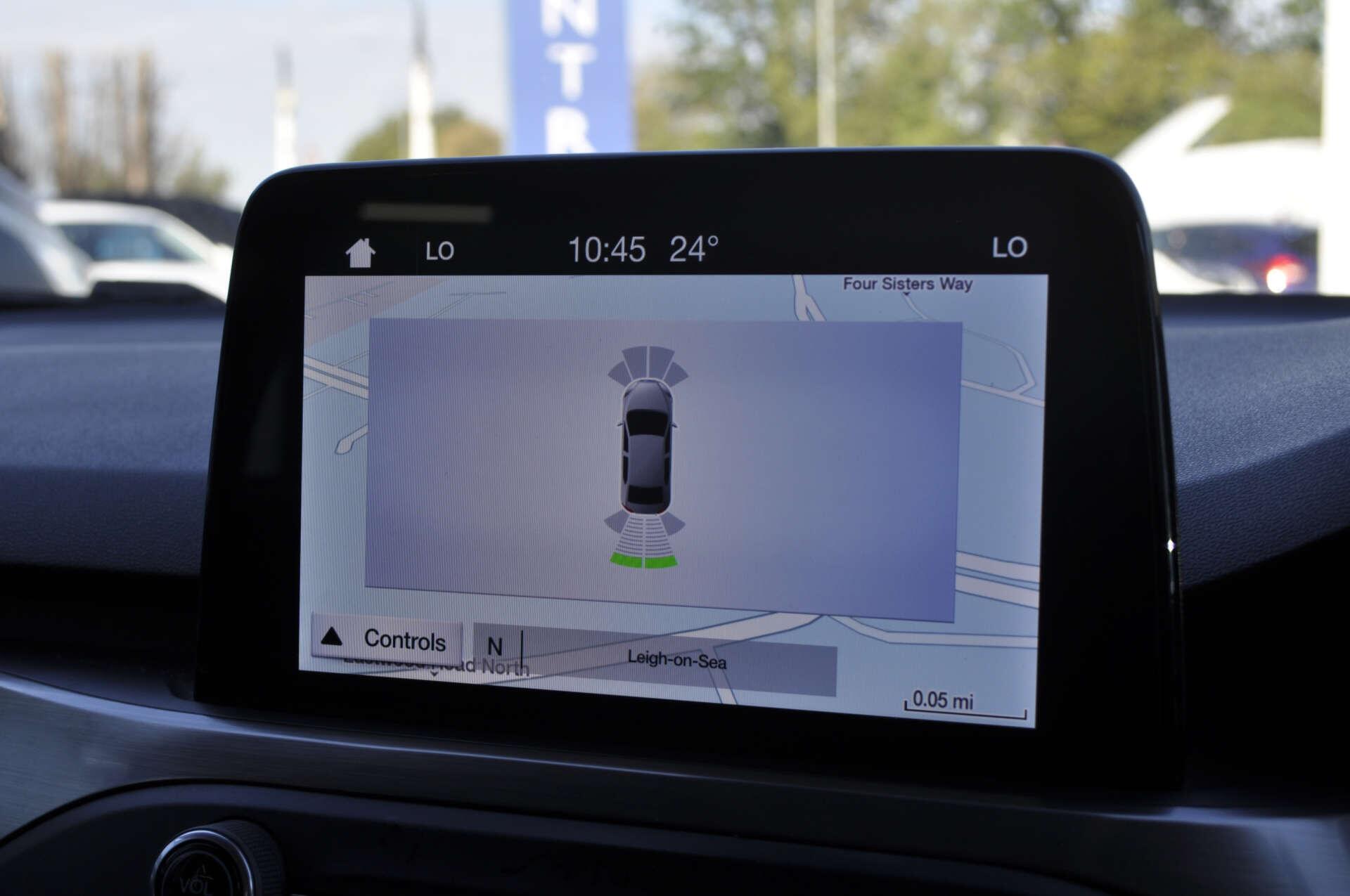 Ford Focus view 21