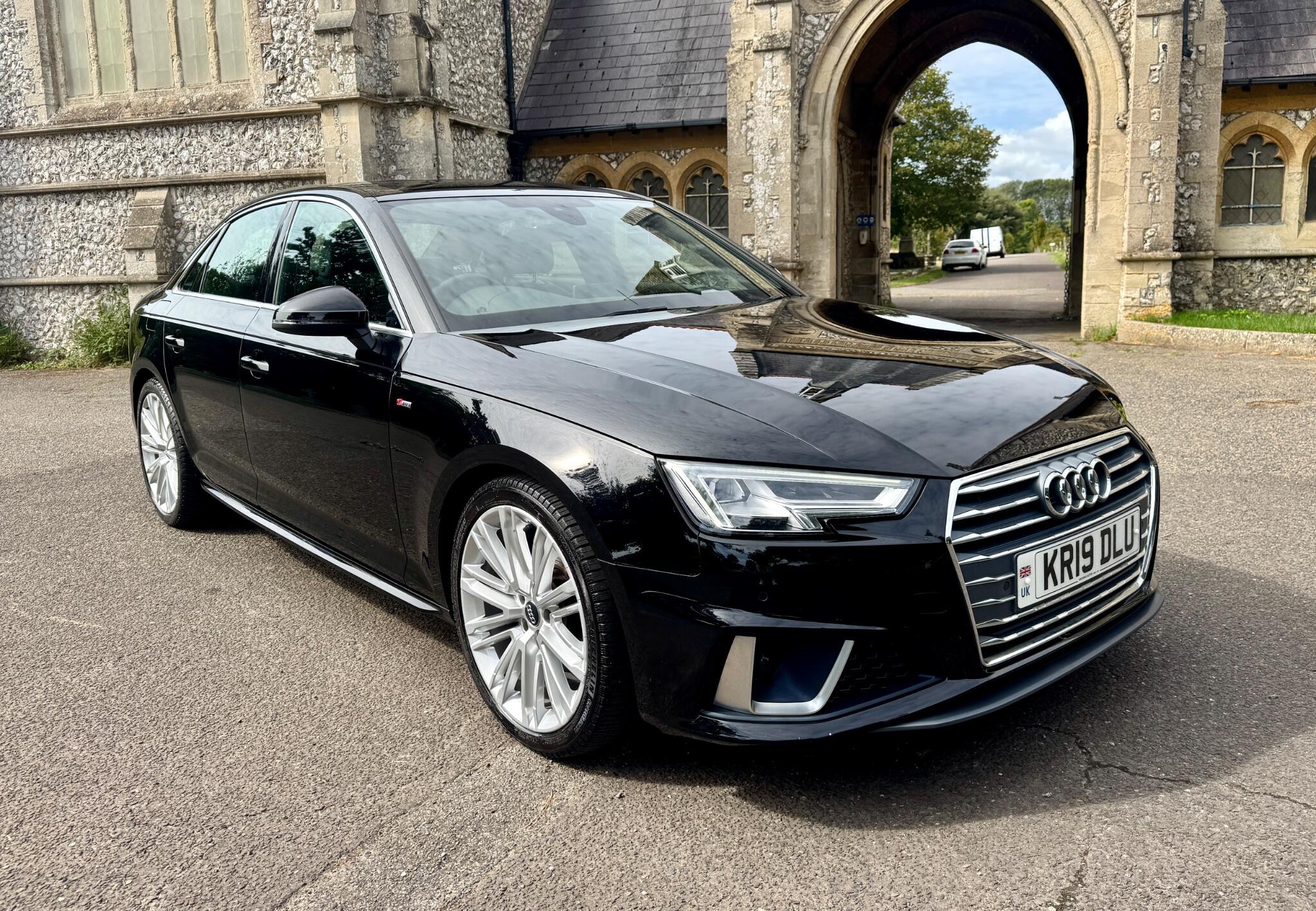 Audi A4 view 6