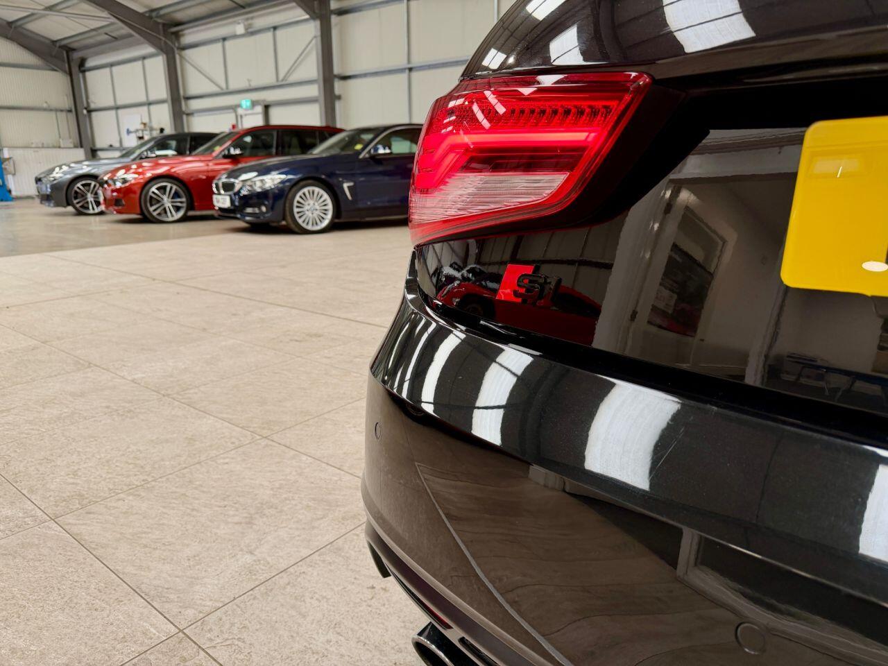 Audi S1 view 27