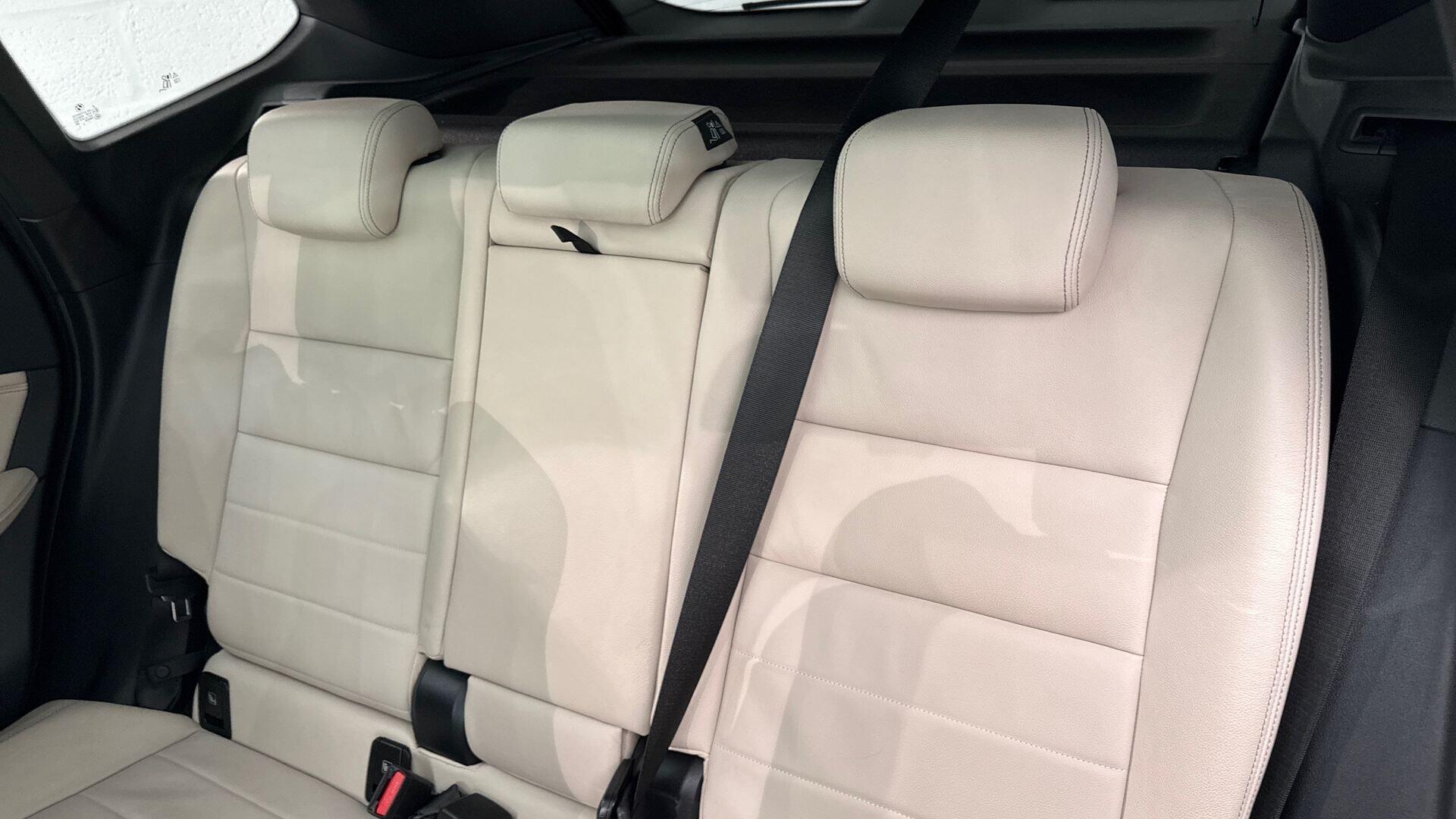 BMW Ix1 view 12