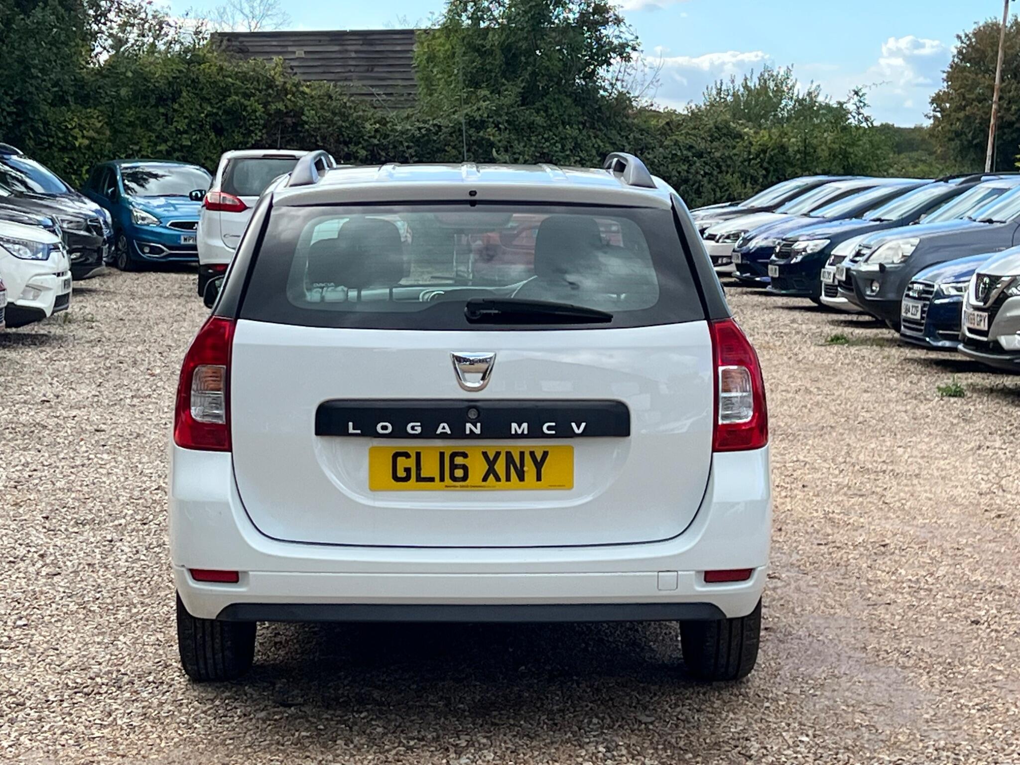 Dacia Logan MCV view 6