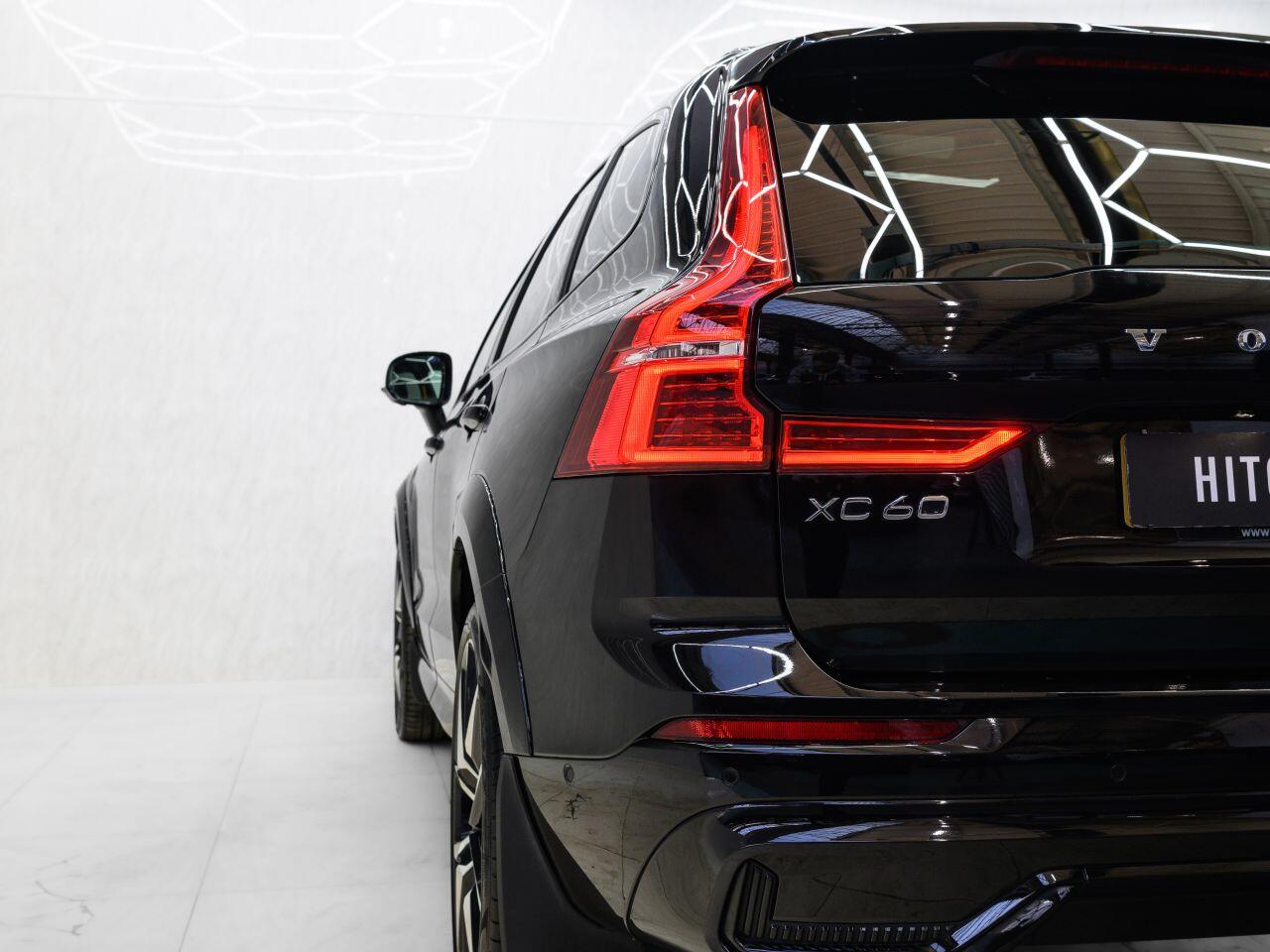 Volvo XC60 view 11