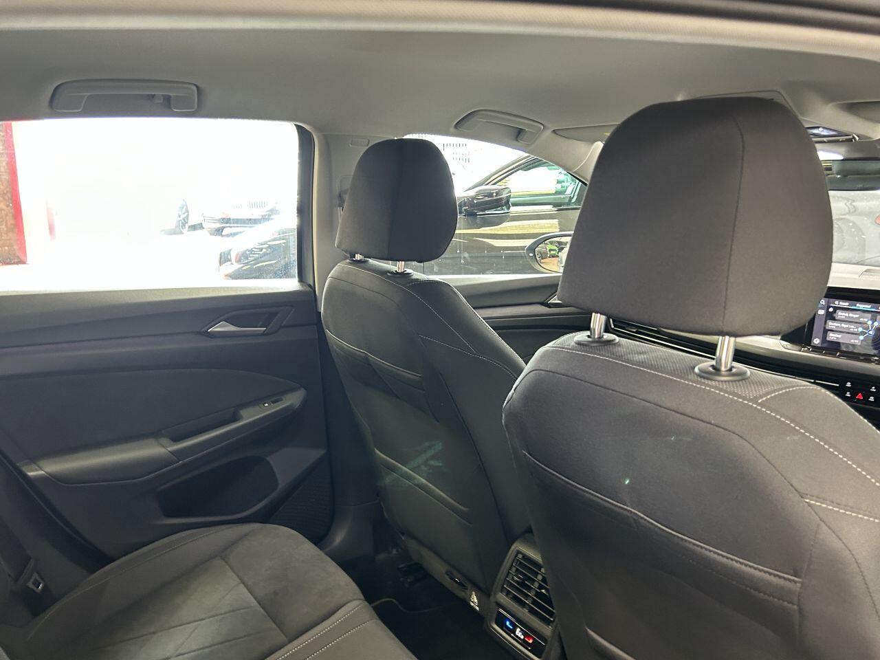 Volkswagen Golf view 61