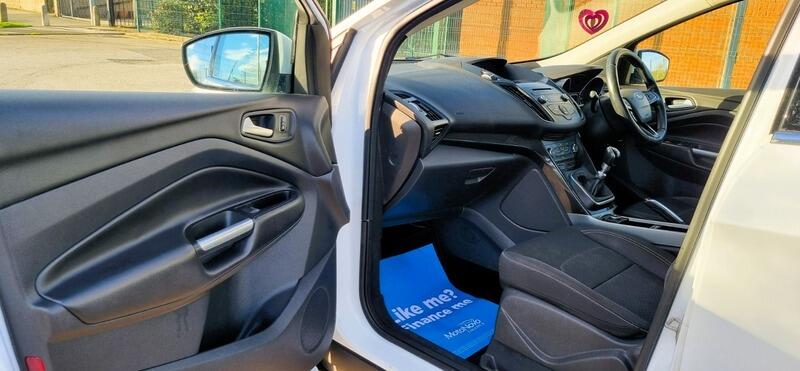 2017 Ford Kuga 2.0 TDCi EcoBlue Zetec AWD Euro 6 (s/s) 5dr • 129,000 miles image 12